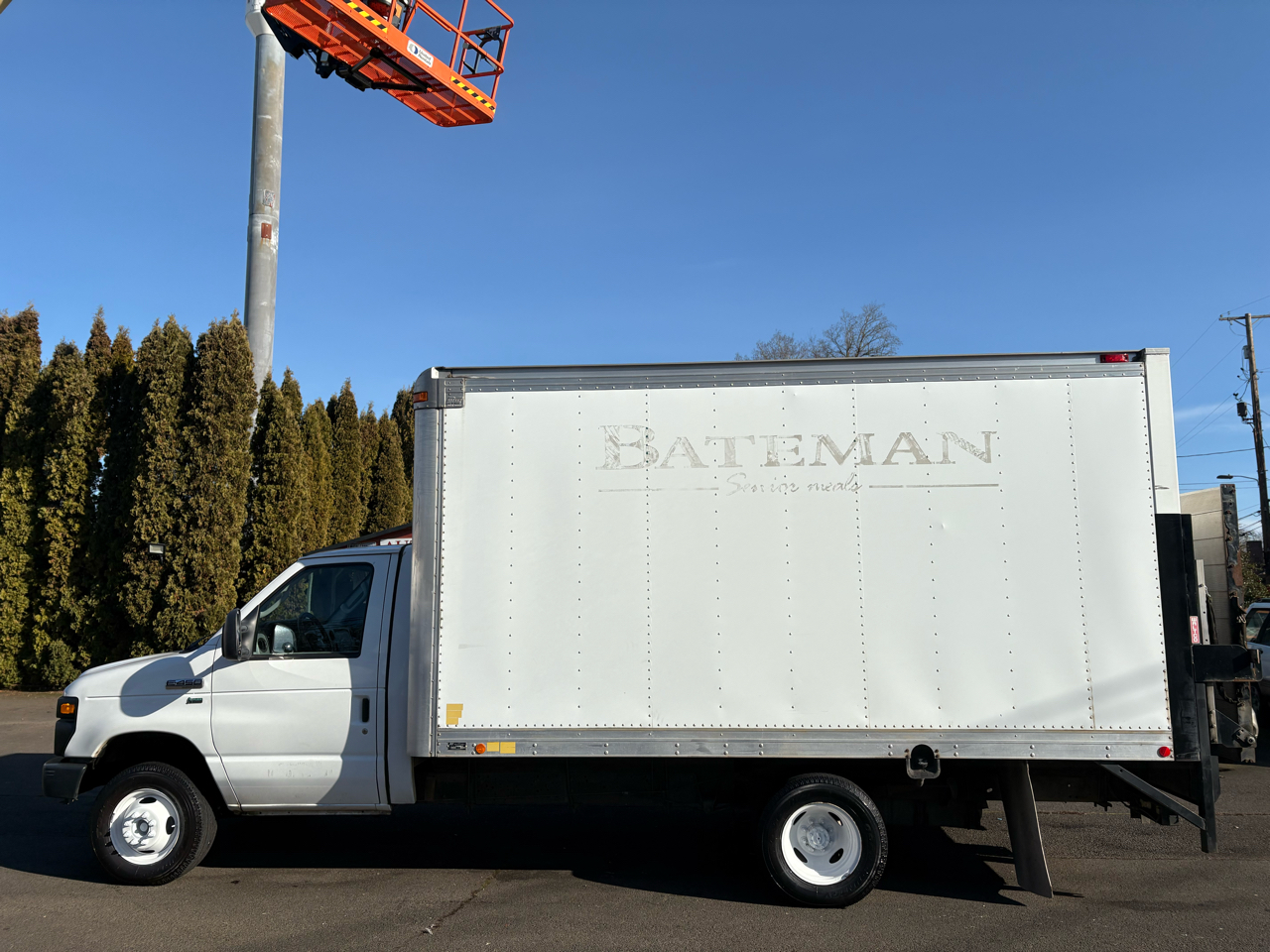 Ford Econoline E450 2010