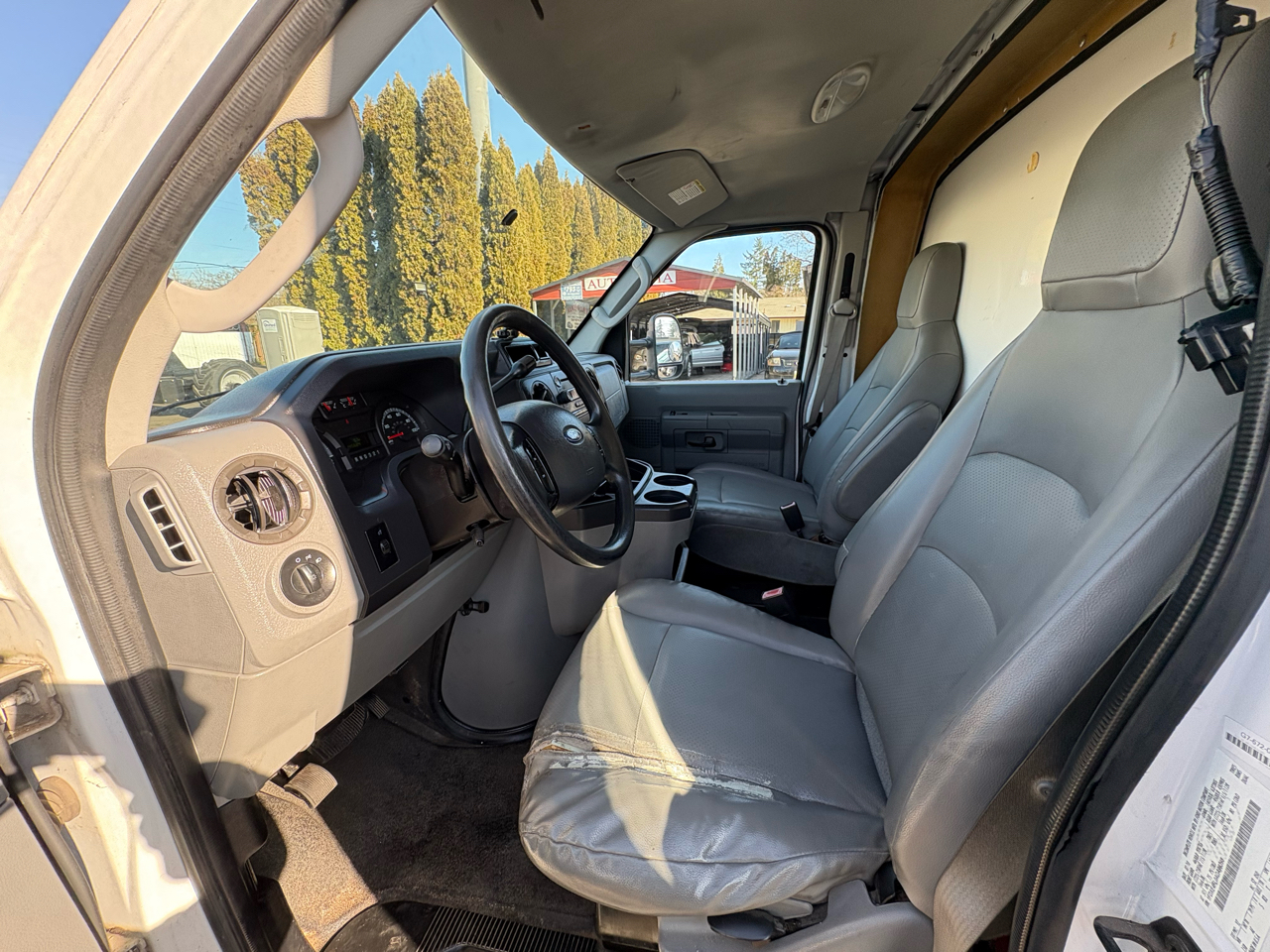 Ford Econoline E450 2010