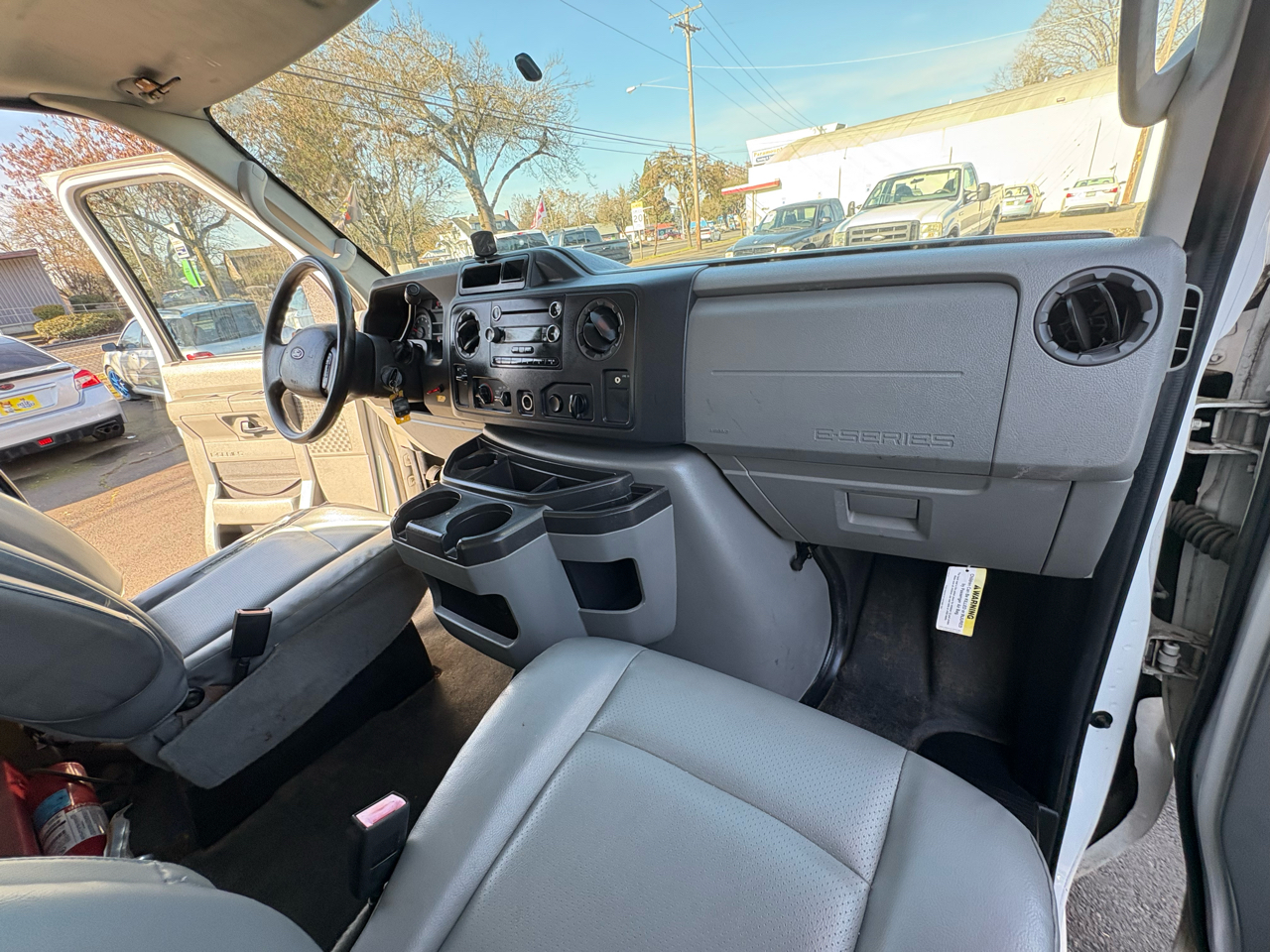 Ford Econoline E450 2010