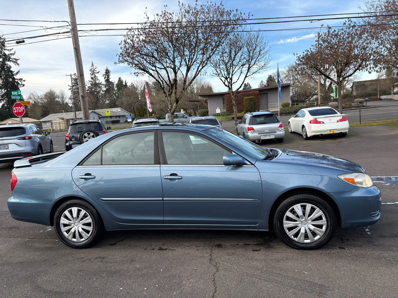 Toyota Camry LE 2002