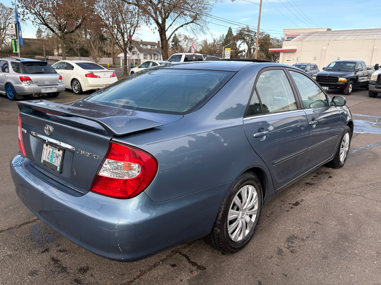Toyota Camry LE 2002