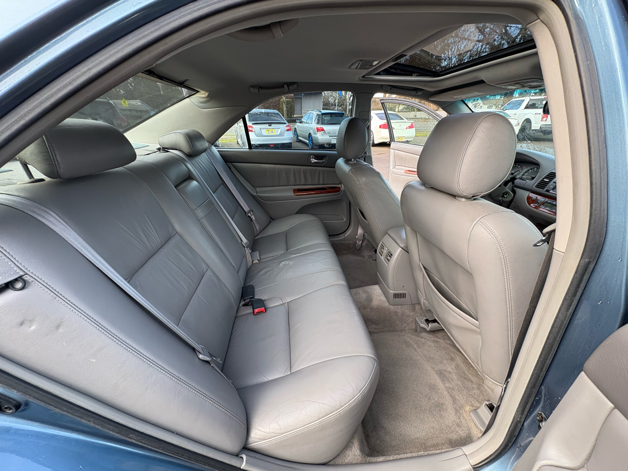 Toyota Camry LE 2002