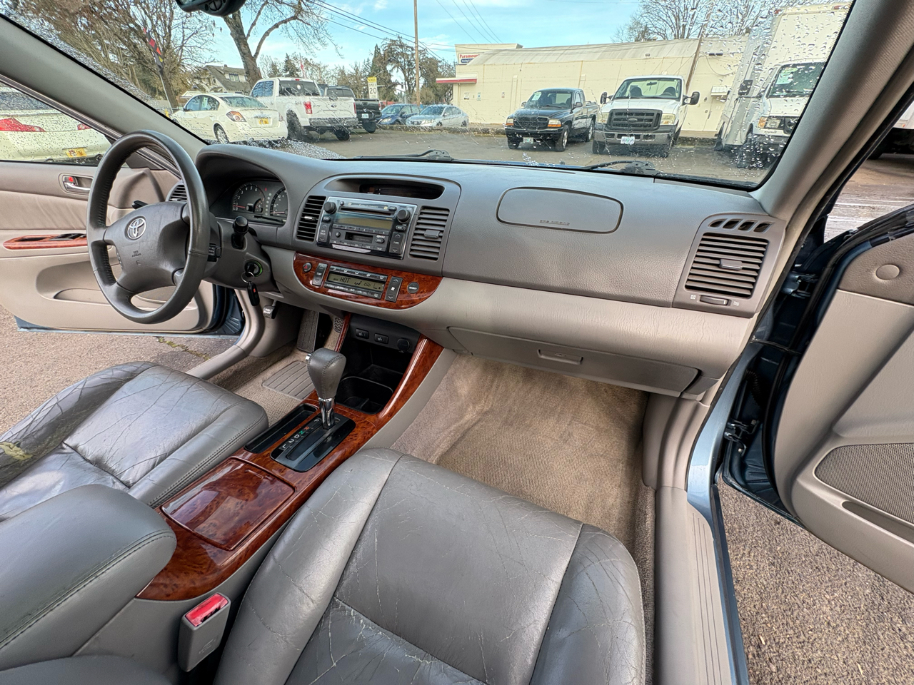 Toyota Camry LE 2002