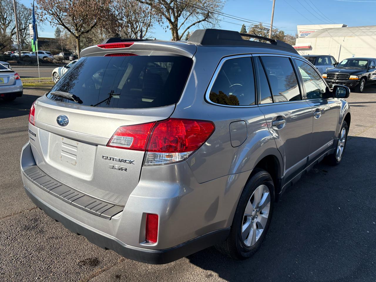 Subaru Outback 3.6R Limited 2010