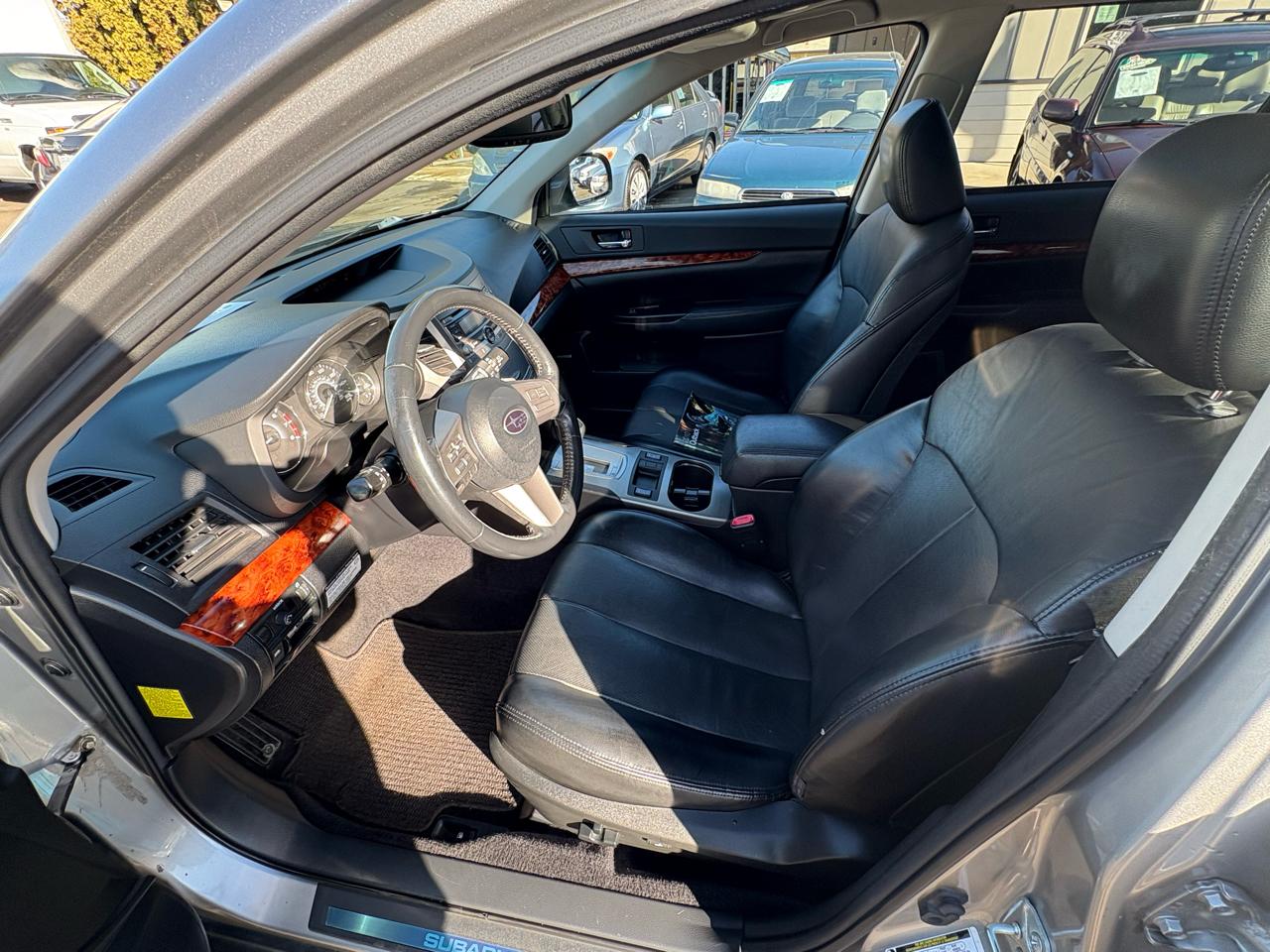 Subaru Outback 3.6R Limited 2010