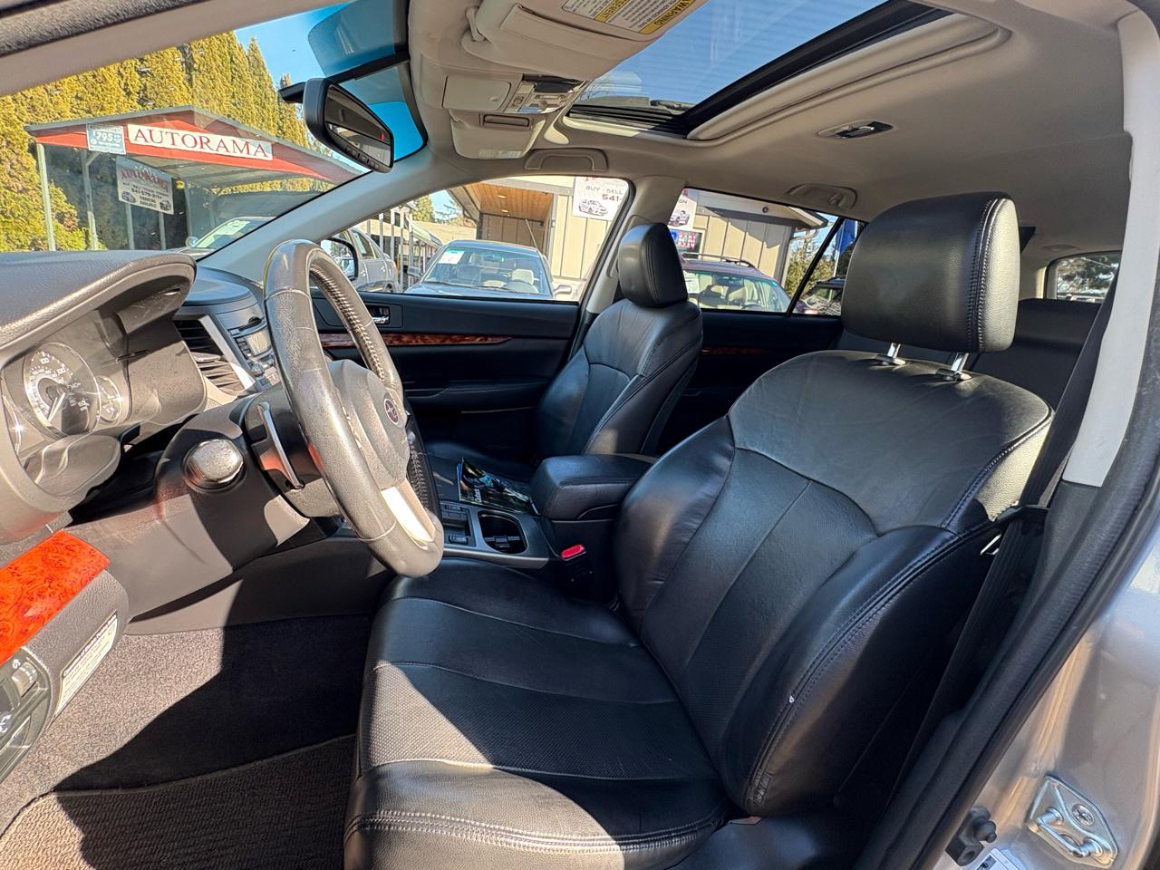 Subaru Outback 3.6R Limited 2010