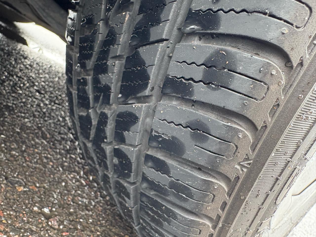 Toyota Prius Prius V 2010