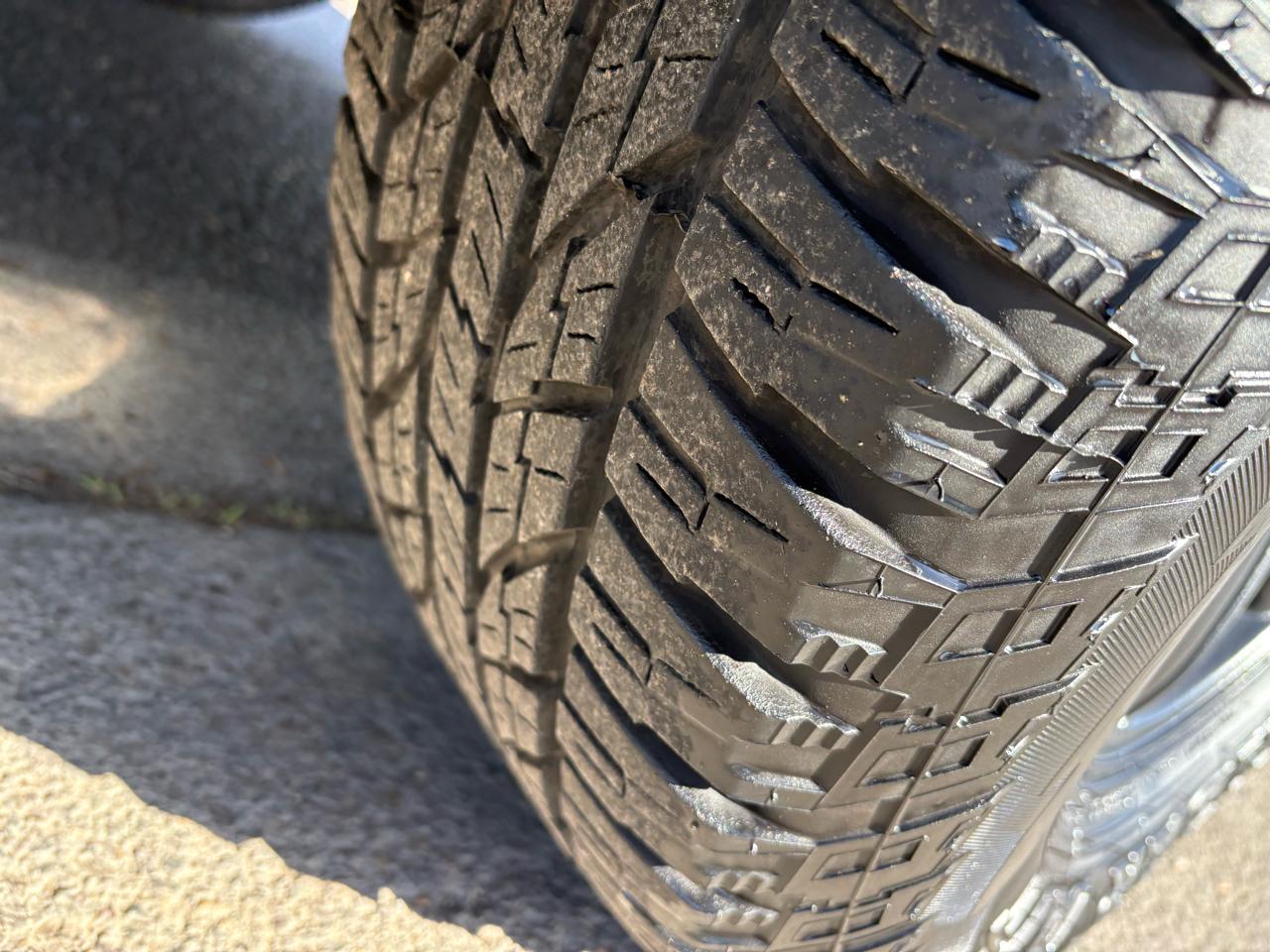 Lexus LX 470 Base 1999