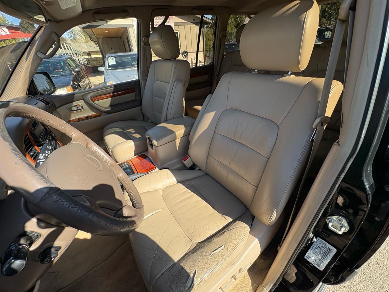 Lexus LX 470 Base 1999