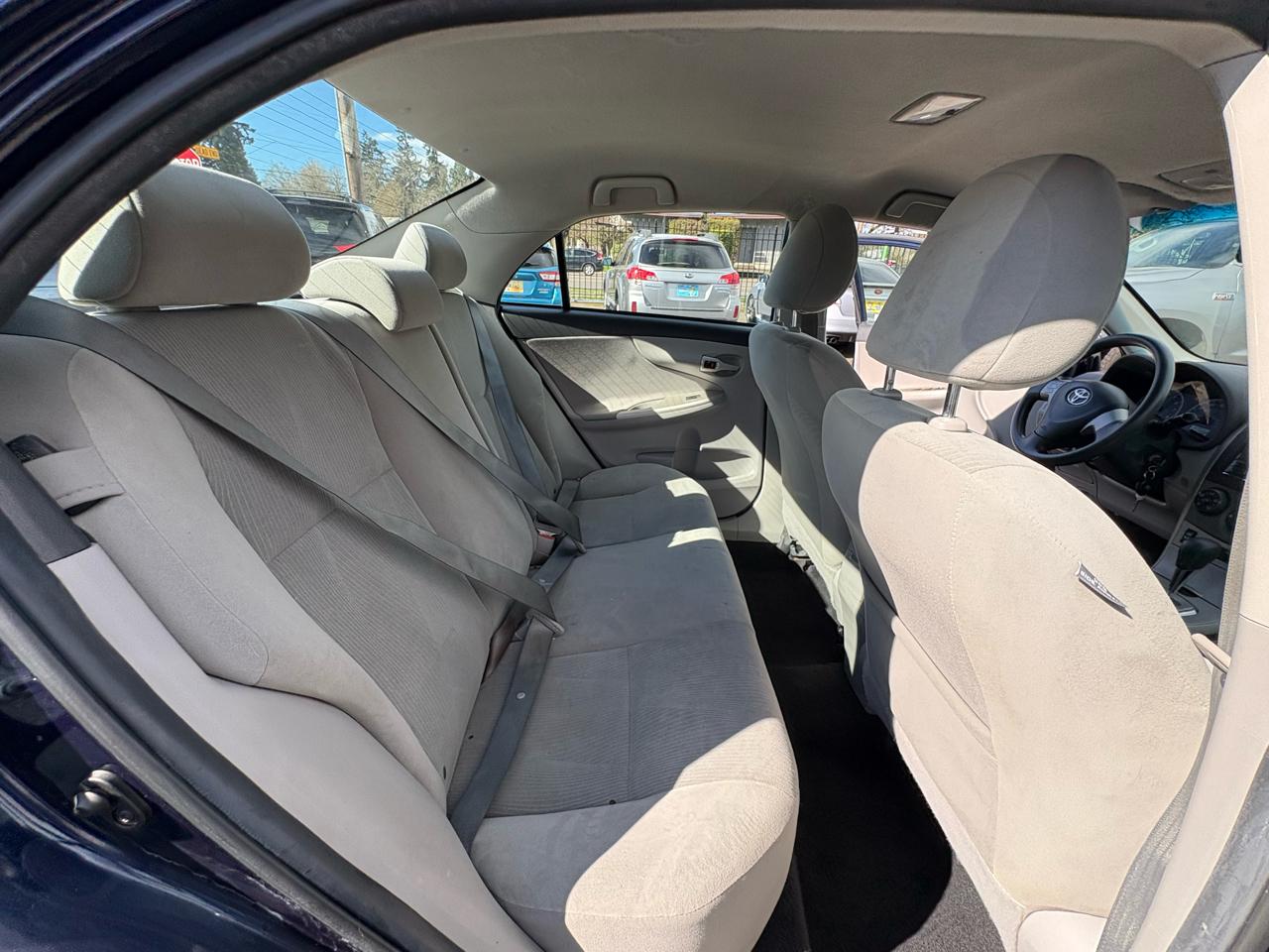 Toyota Corolla S 5-Speed MT 2013