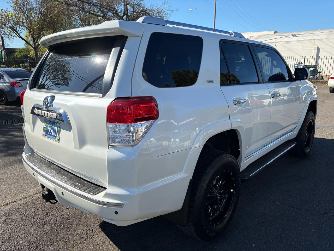 Toyota 4Runner SR5 4WD 2012
