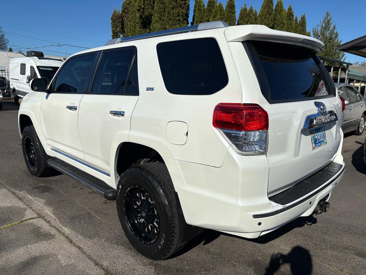 Toyota 4Runner SR5 4WD 2012