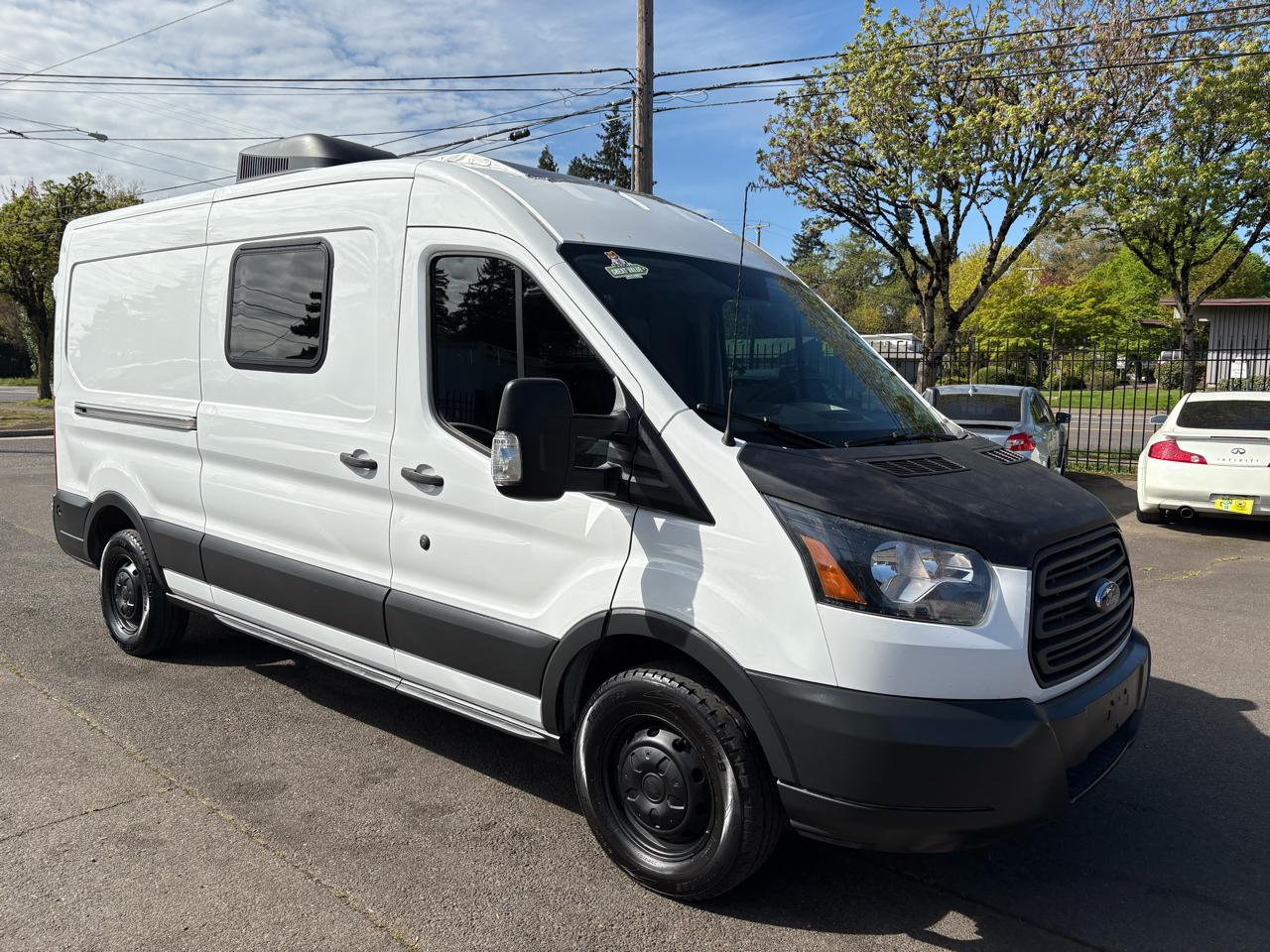 Ford Transit 250 Van Med. Roof w/Sliding Pass. 148-in. WB 2015