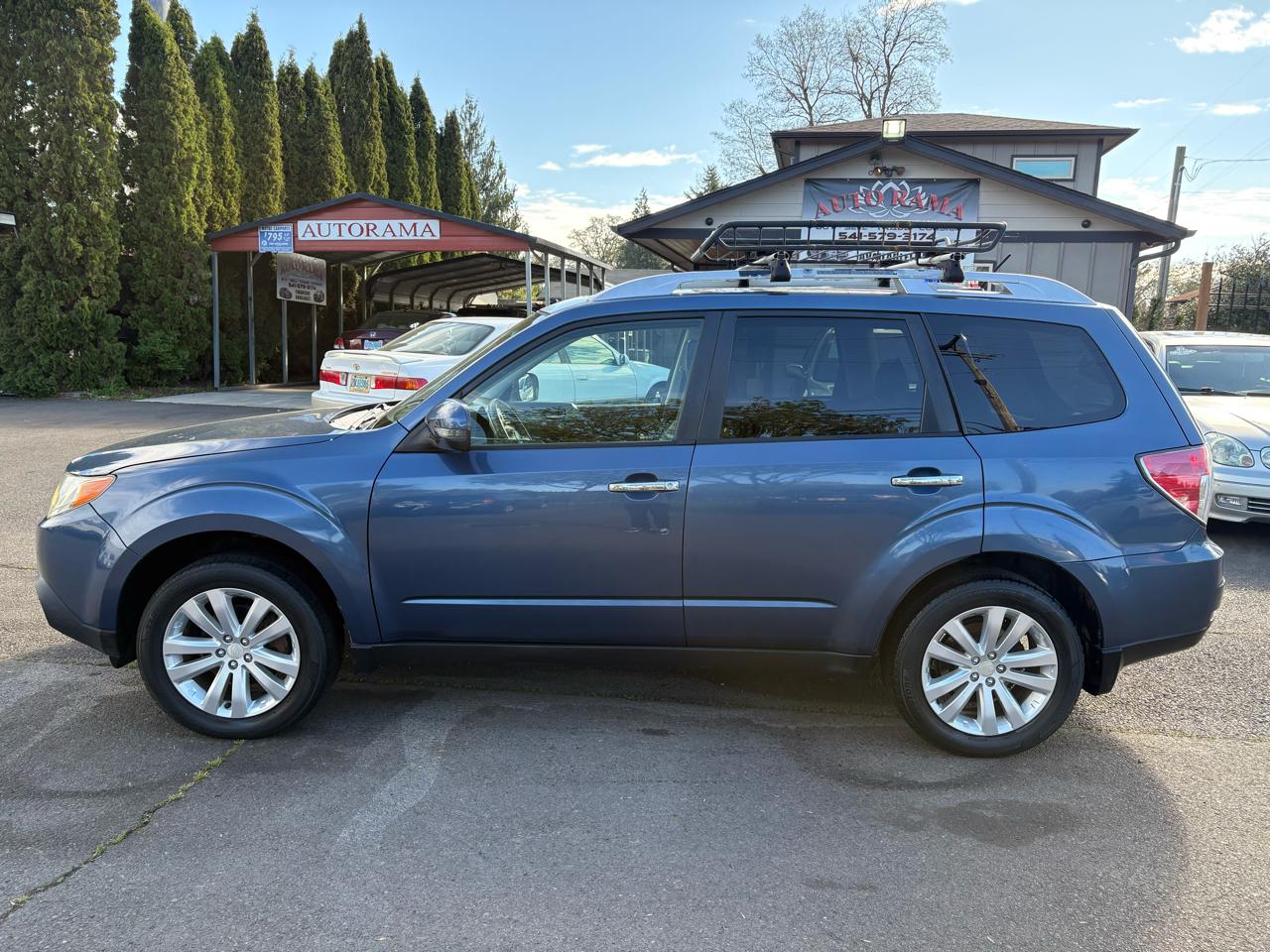 Subaru Forester 2.5X Touring 2012