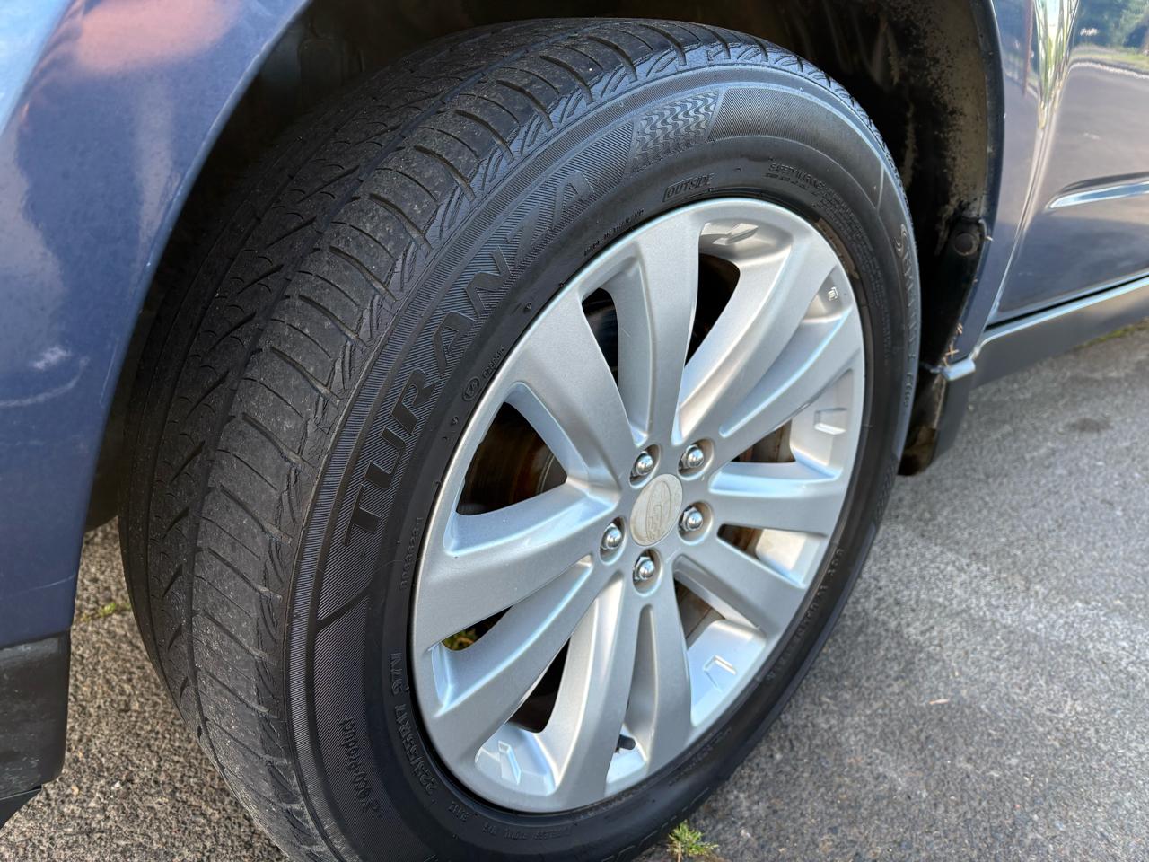 Subaru Forester 2.5X Touring 2012