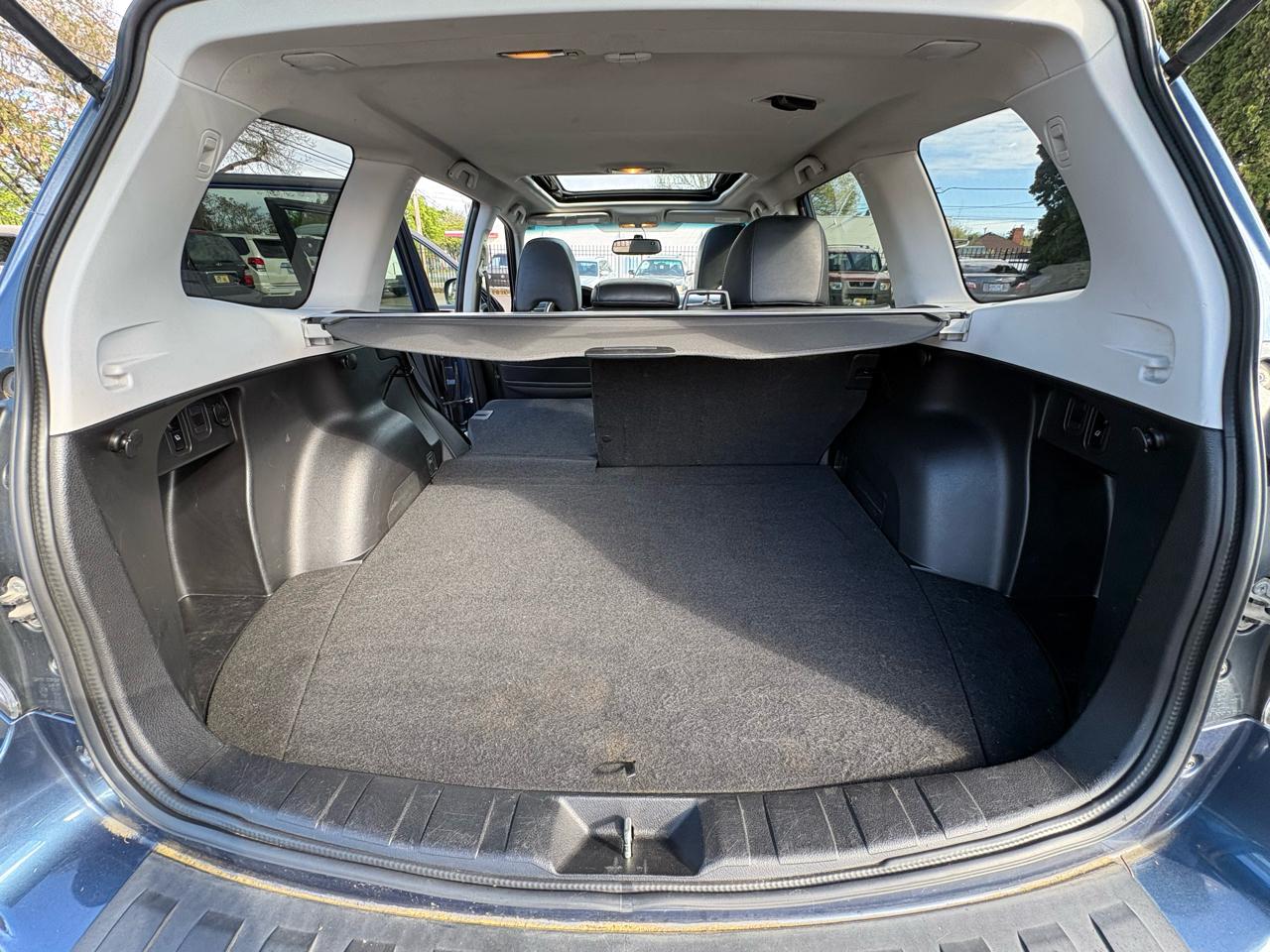 Subaru Forester 2.5X Touring 2012