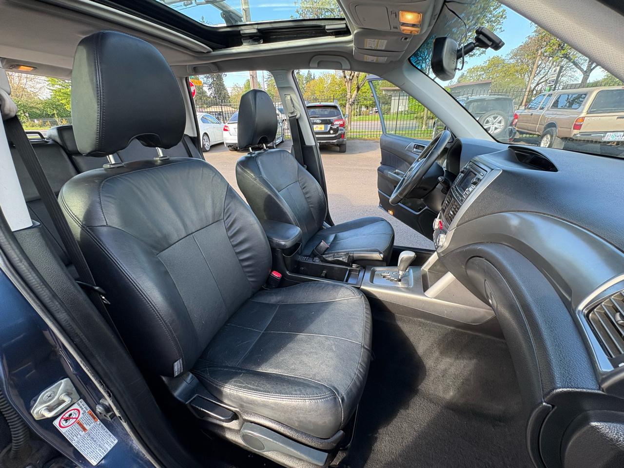 Subaru Forester 2.5X Touring 2012