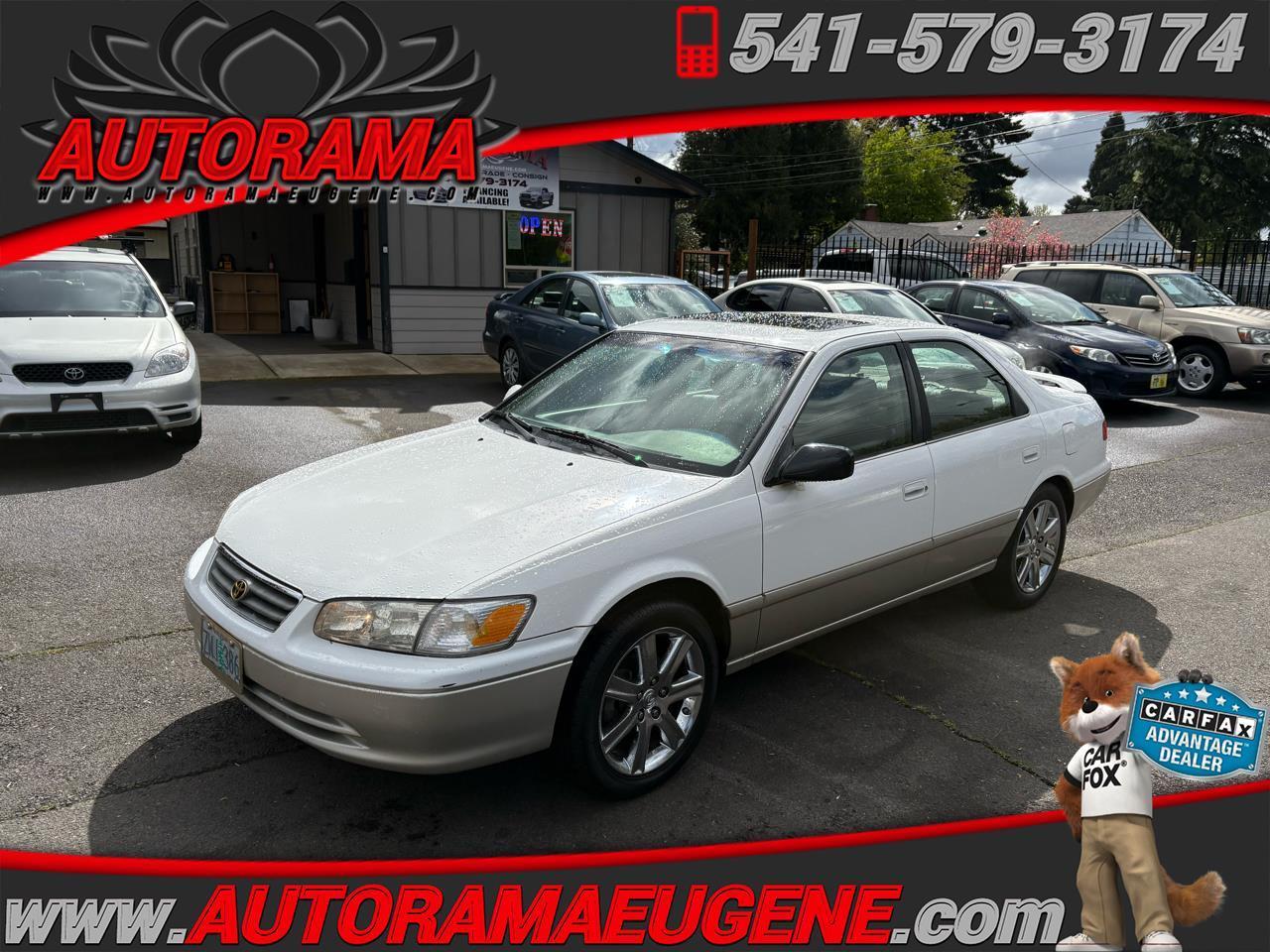 2000 Toyota Camry 4dr Sdn I4 Auto XLE (Natl)