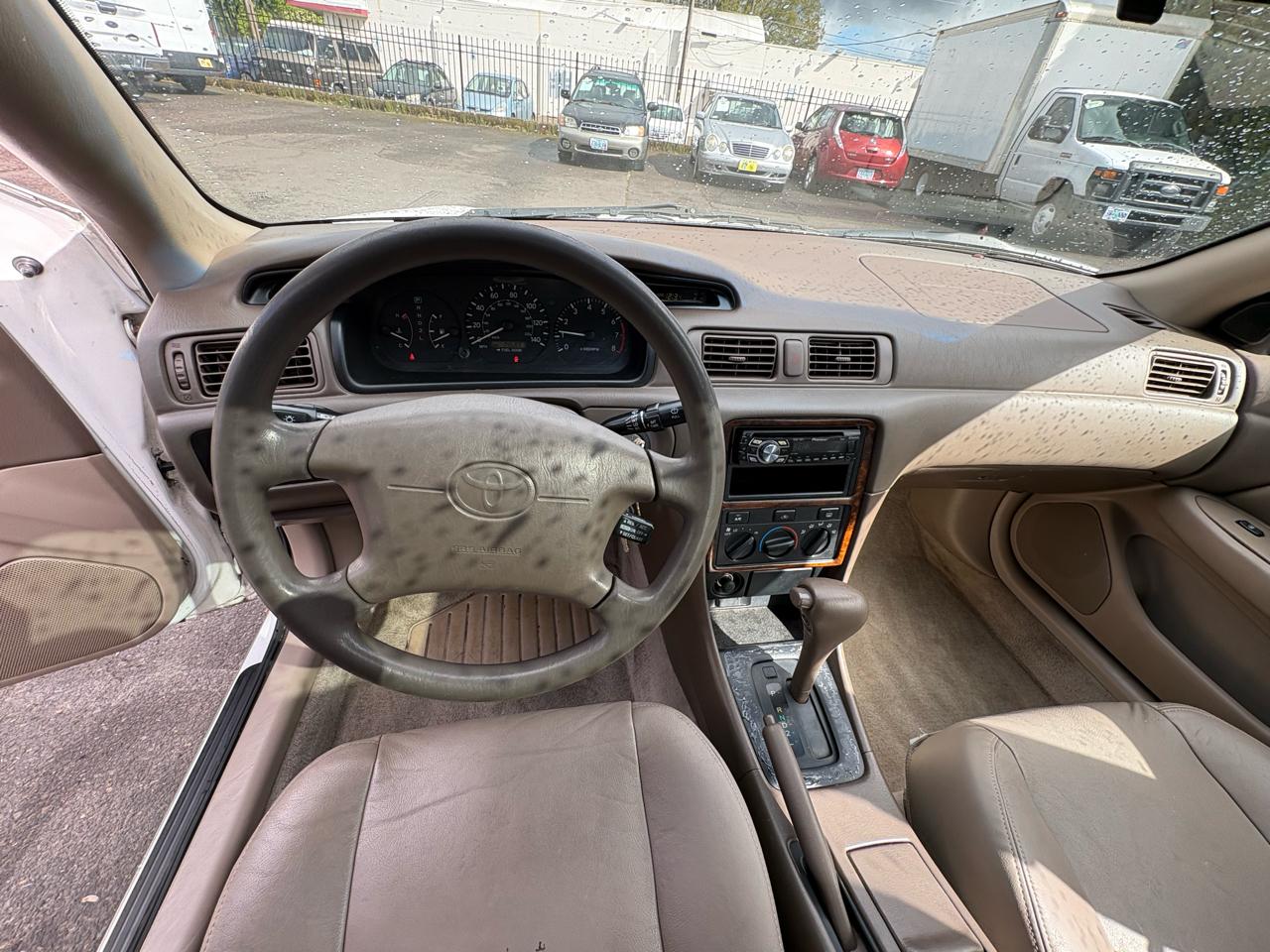 Toyota Camry 4dr Sdn I4 Auto XLE (Natl) 2000