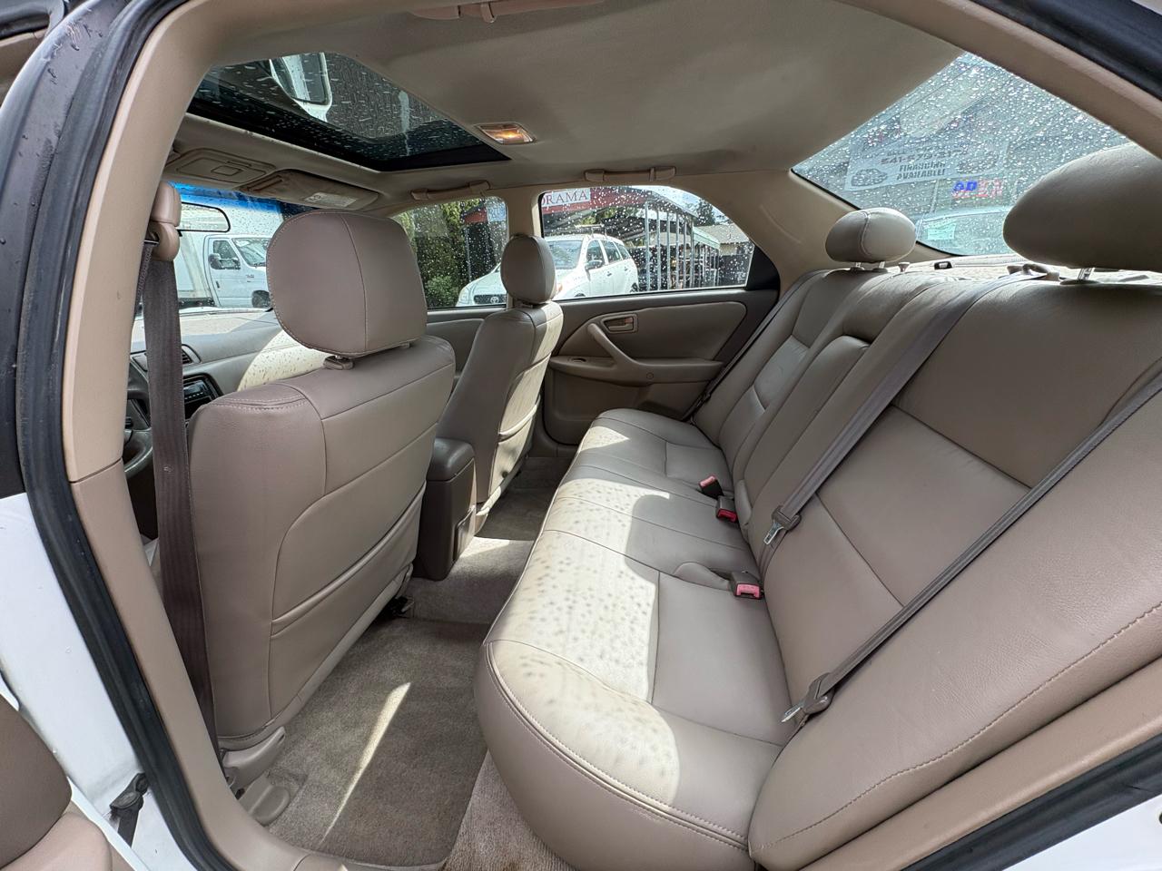 Toyota Camry 4dr Sdn I4 Auto XLE (Natl) 2000