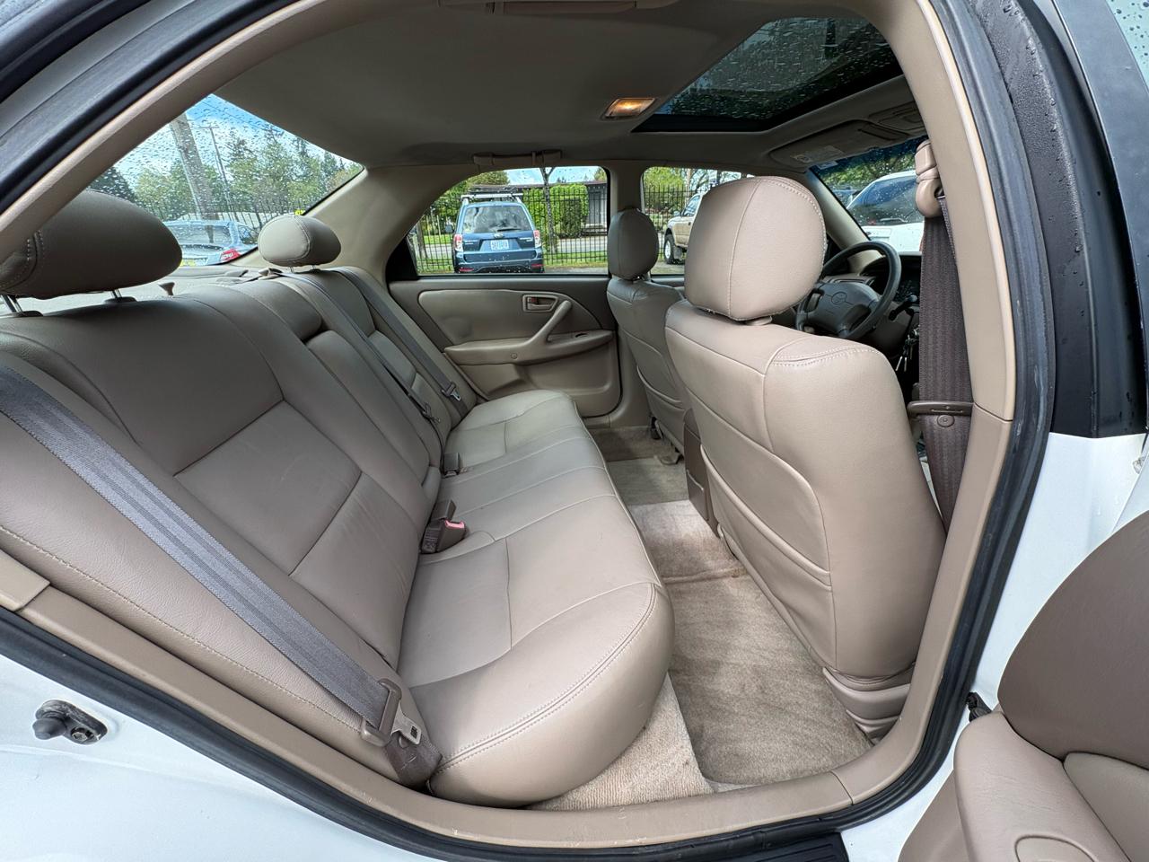 Toyota Camry 4dr Sdn I4 Auto XLE (Natl) 2000