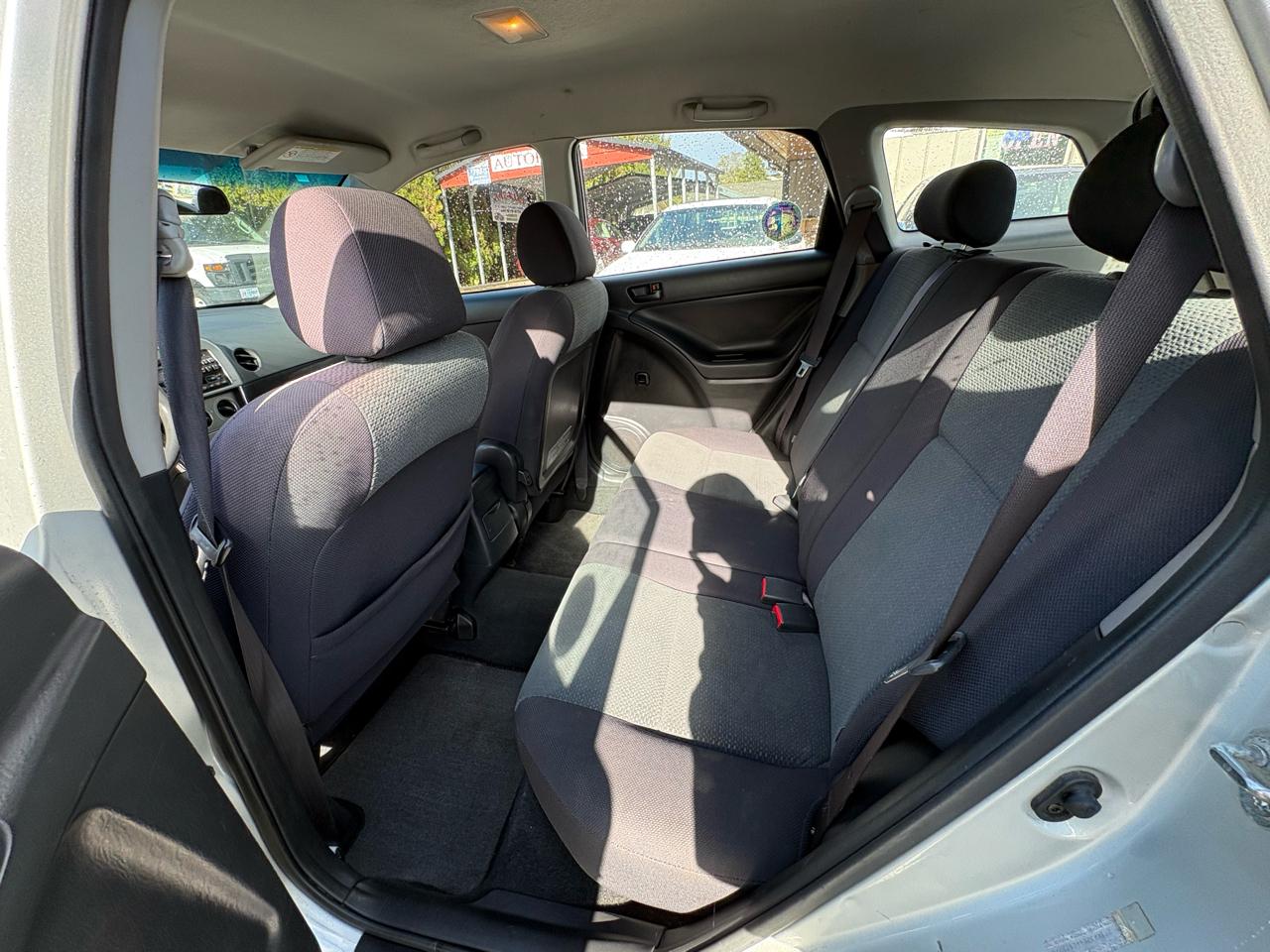 Toyota Matrix 2WD 2004