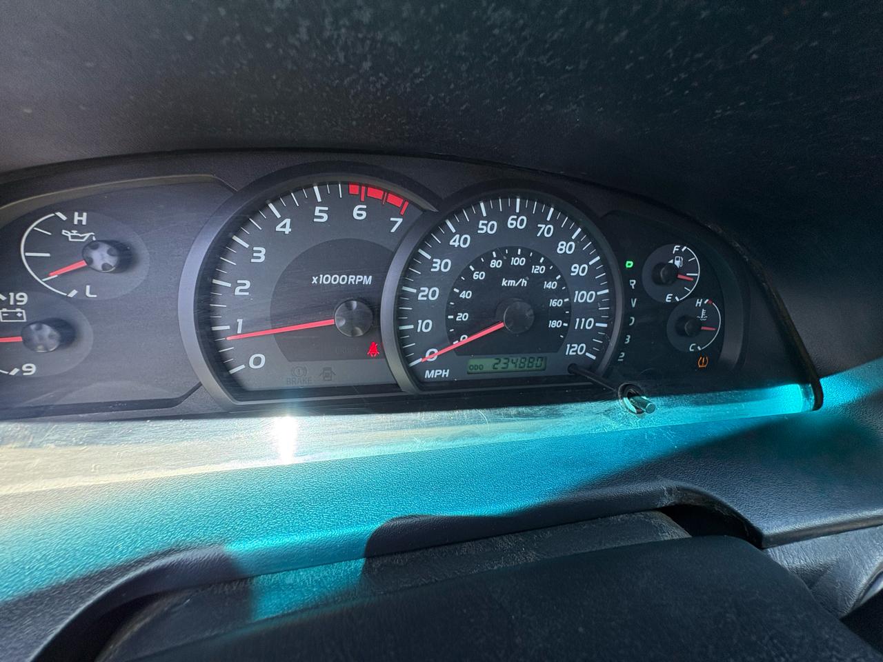 Toyota Tundra SR5 4.7L Double Cab 4WD 2005