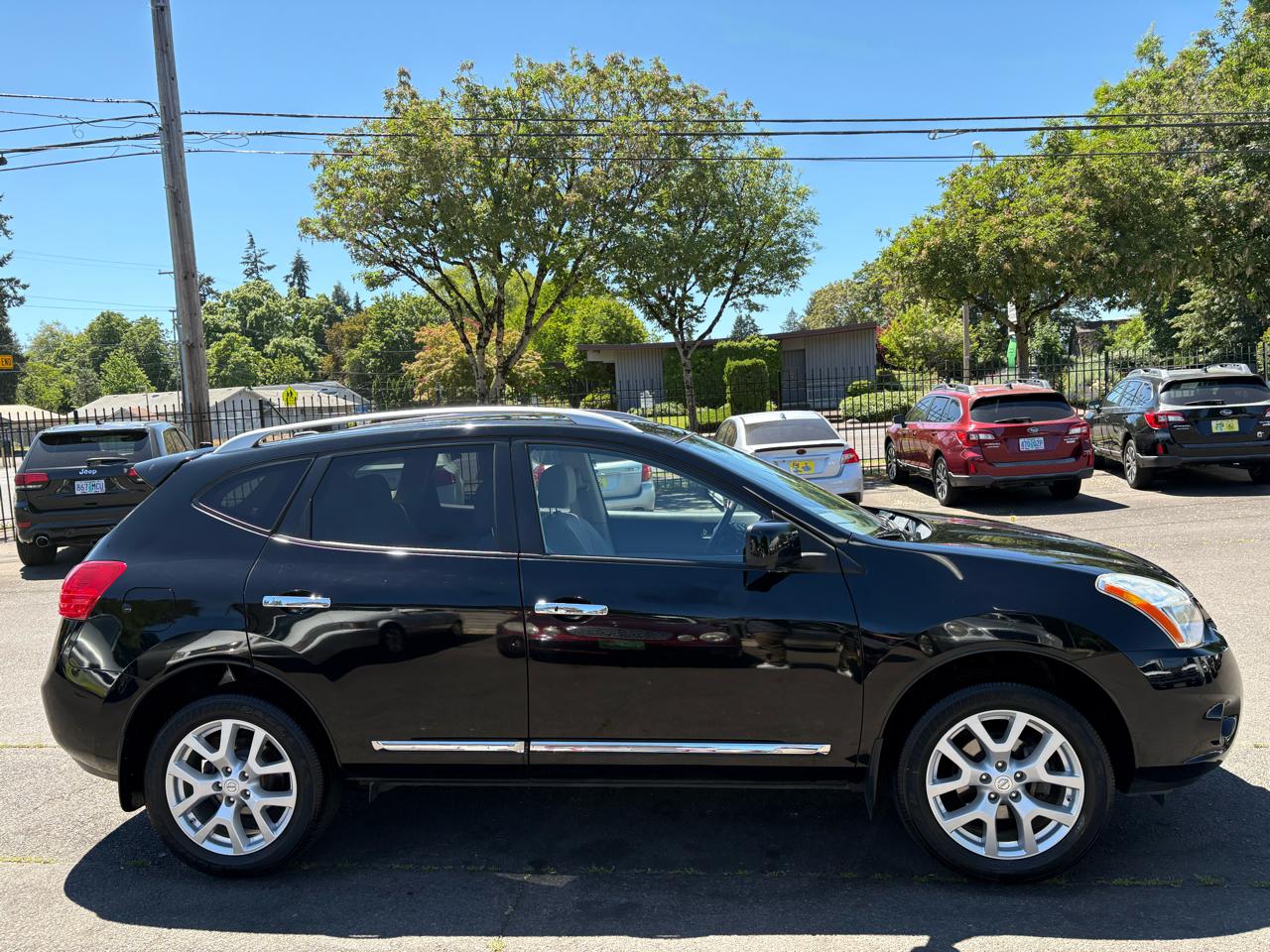 Nissan Rogue S AWD 2012