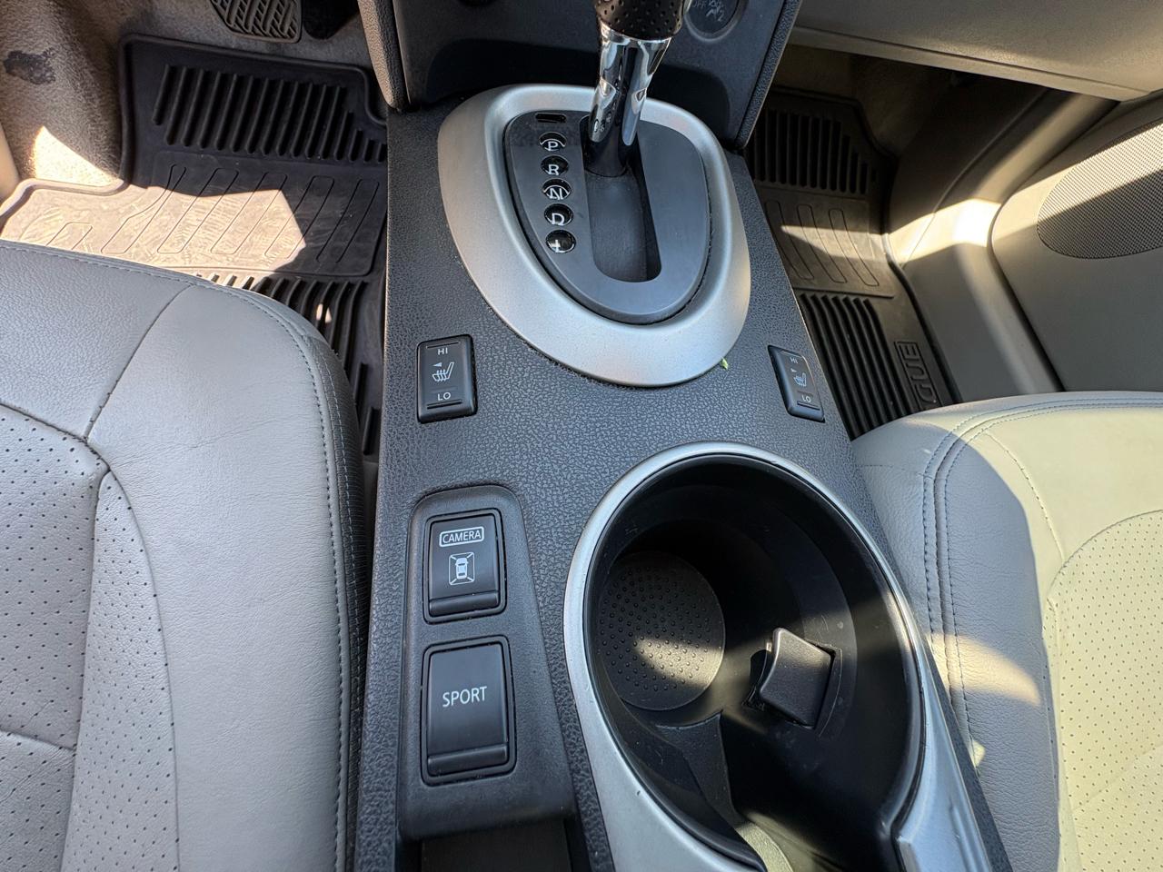 Nissan Rogue S AWD 2012