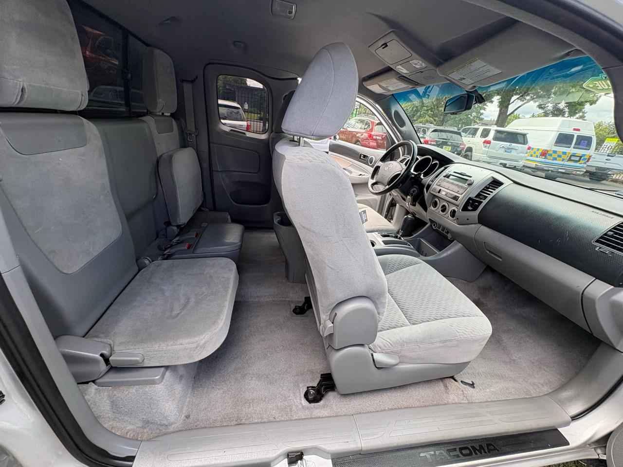 Toyota Tacoma Access Cab 2WD 2010