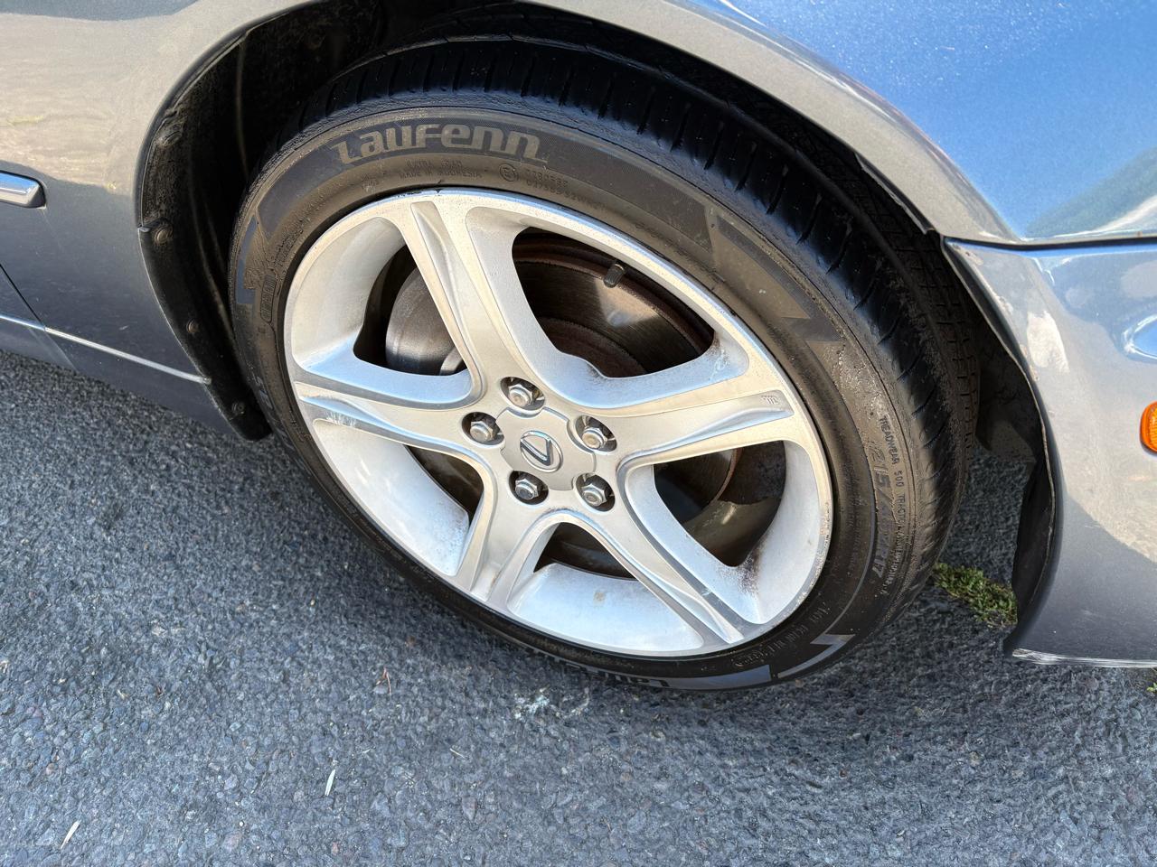 Lexus IS 300 5-Speed Sedan 2005