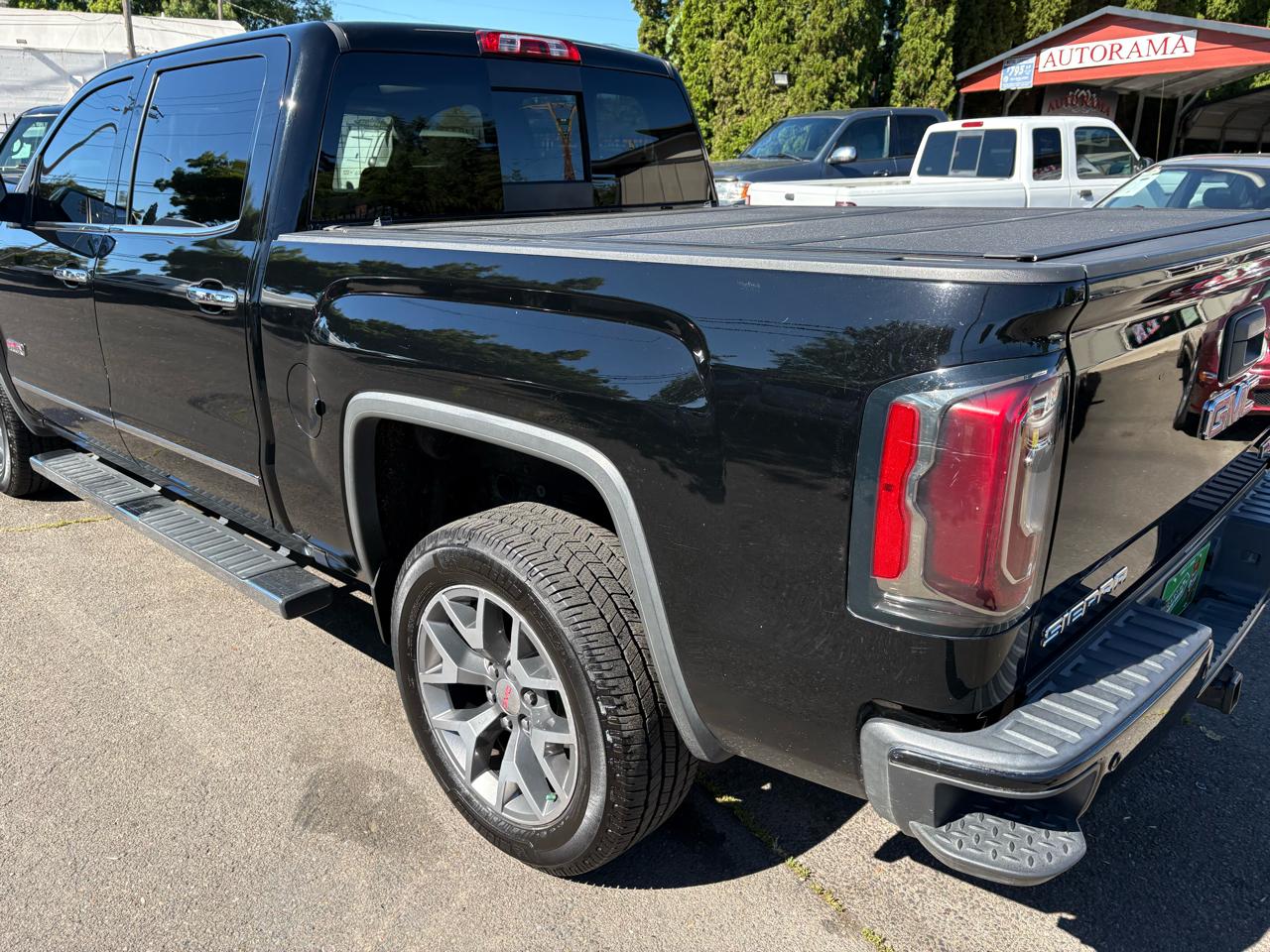 GMC Sierra 1500 4WD Crew Cab 147" Elevation 2016