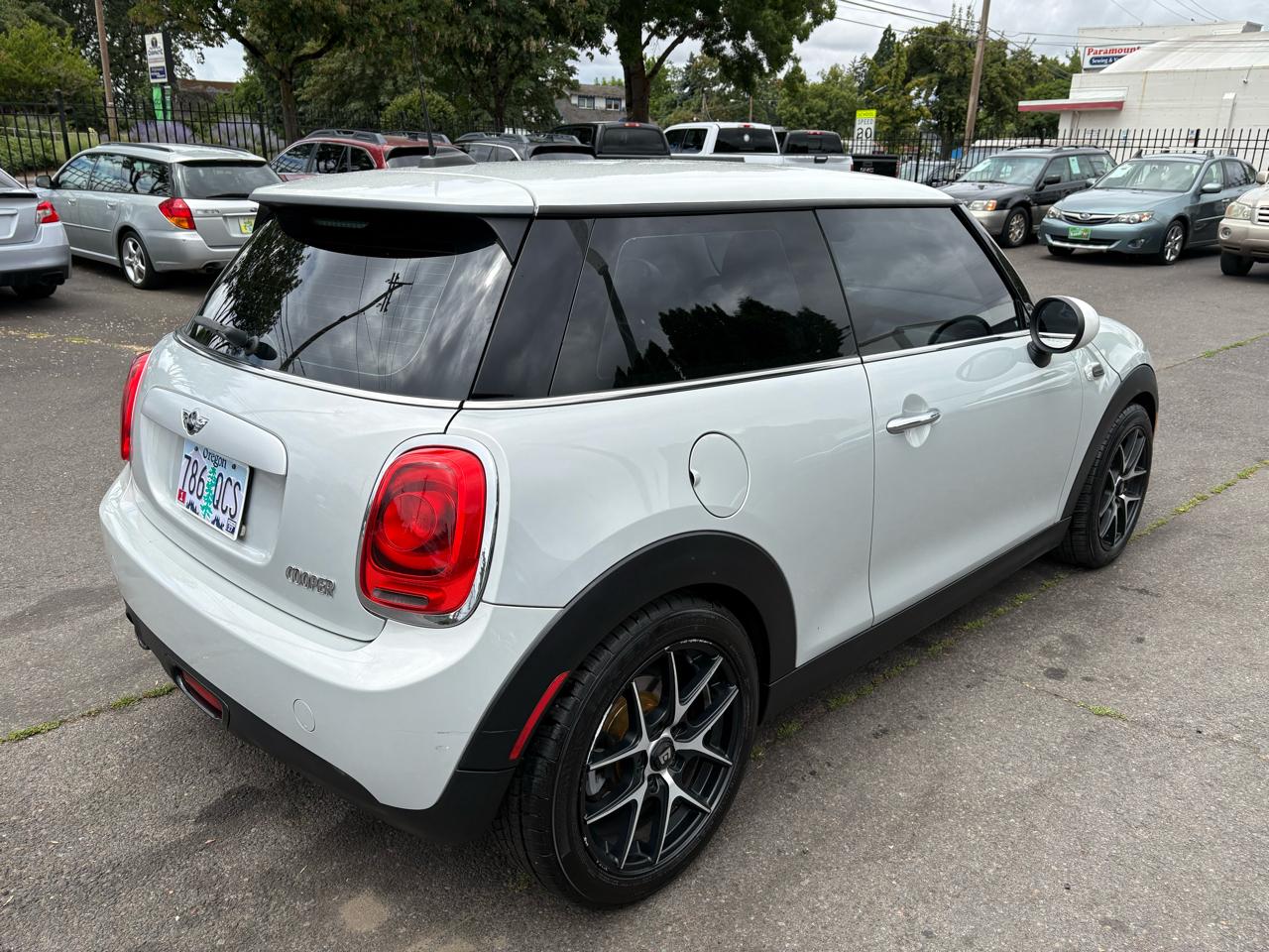 MINI Cooper Base 2014