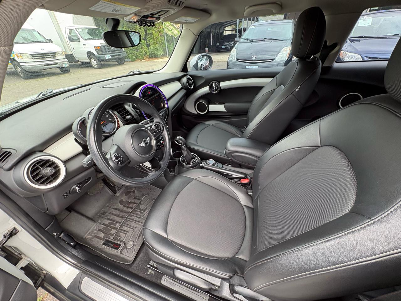 MINI Cooper Base 2014