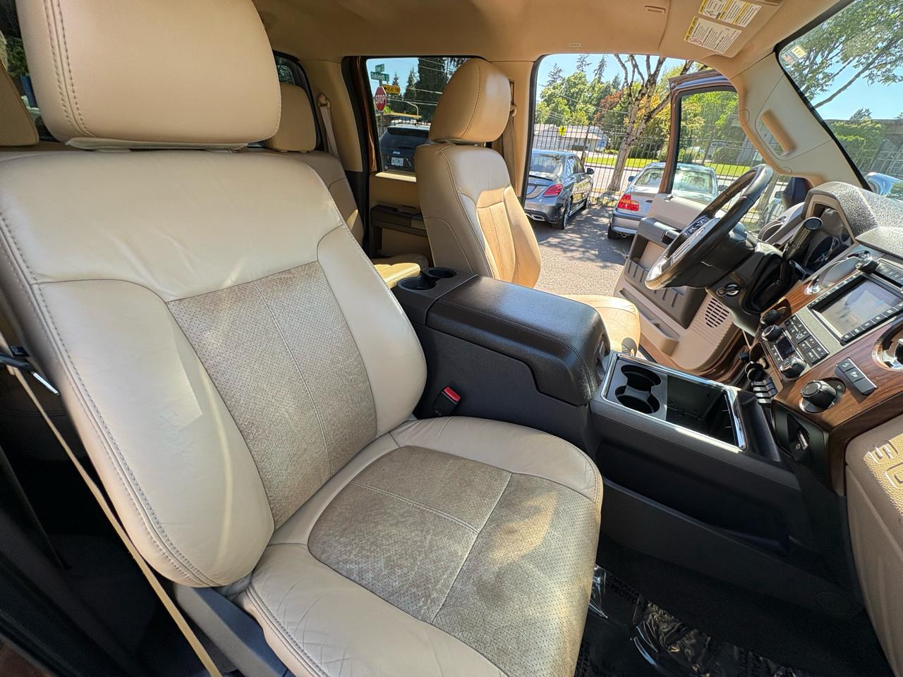 Ford F-250 SD XLT Crew Cab Long Bed 4WD 2011