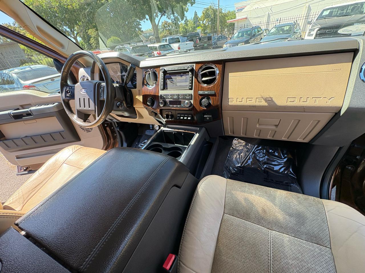 Ford F-250 SD XLT Crew Cab Long Bed 4WD 2011