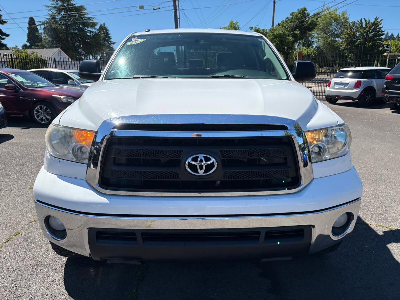 Toyota Tundra SR5 Double Cab 4X4 V8 2012