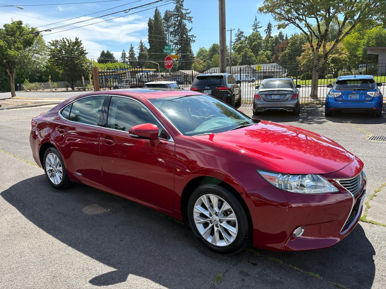 Lexus ES 300h Sedan 2013