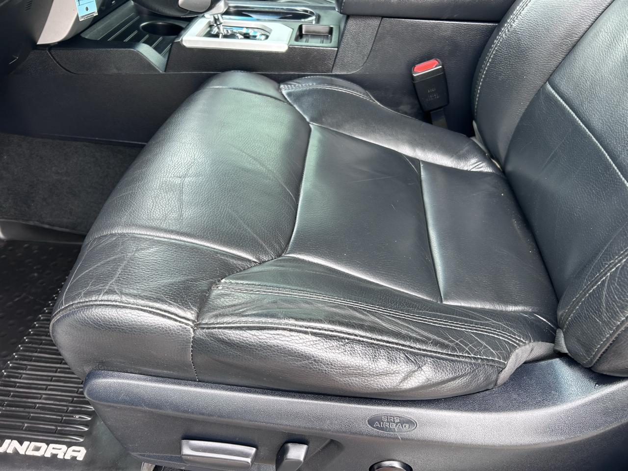 Toyota Tundra Limited 5.7L CrewMax 4WD 2017