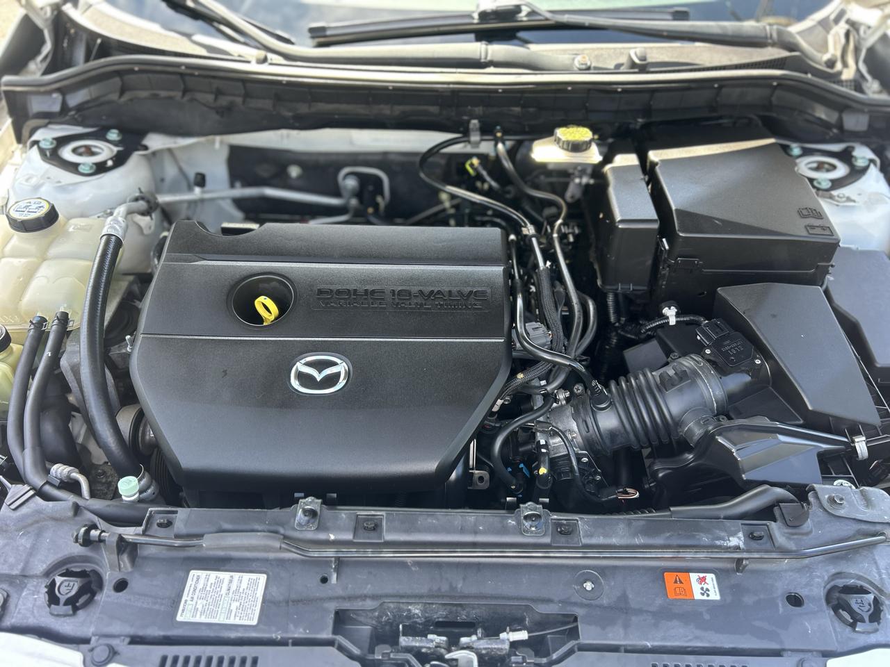 Mazda MAZDA3 s Touring 5-Door 2012
