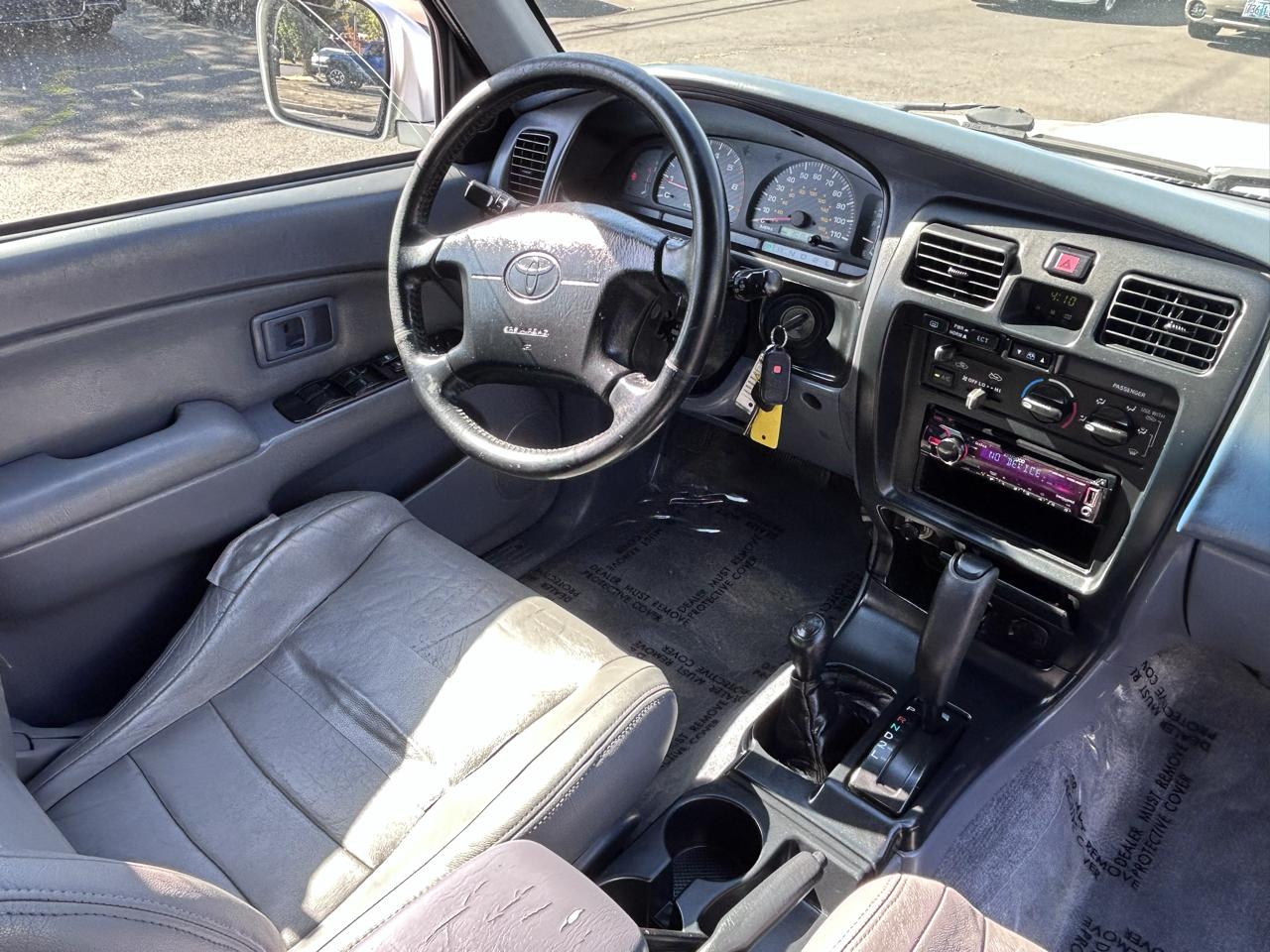 Toyota 4Runner 4dr SR5 Sport V6 Auto (Natl) 2000