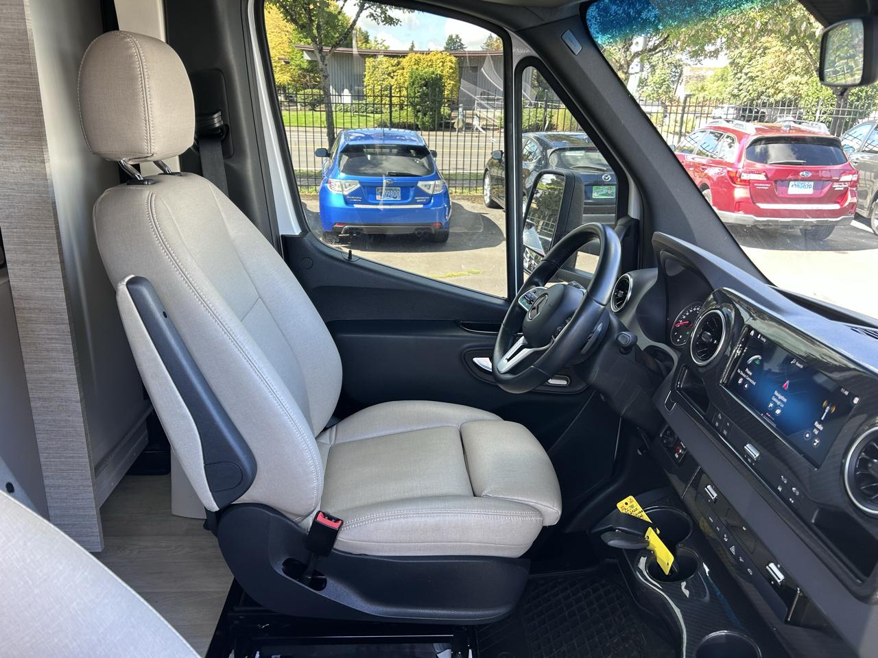 Mercedes-Benz Sprinter 3500 XD 170-in. WB 2020