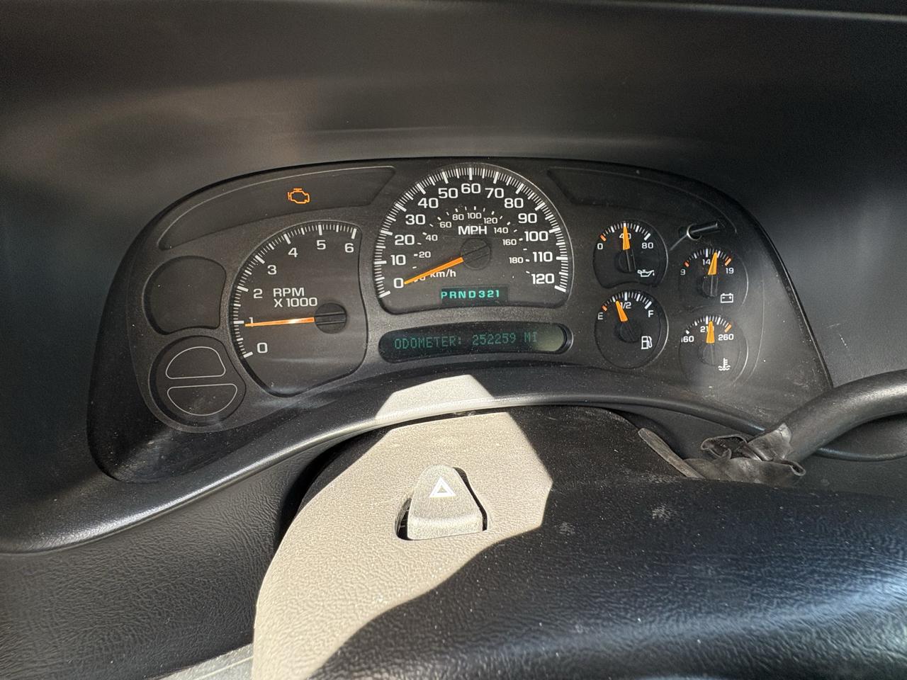 Chevrolet Silverado 1500 1LT Crew Cab Long Box 2WD 2004