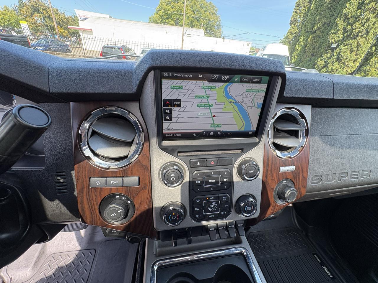 Ford F-350 SD King Ranch Crew Cab Long Bed 4WD 2015