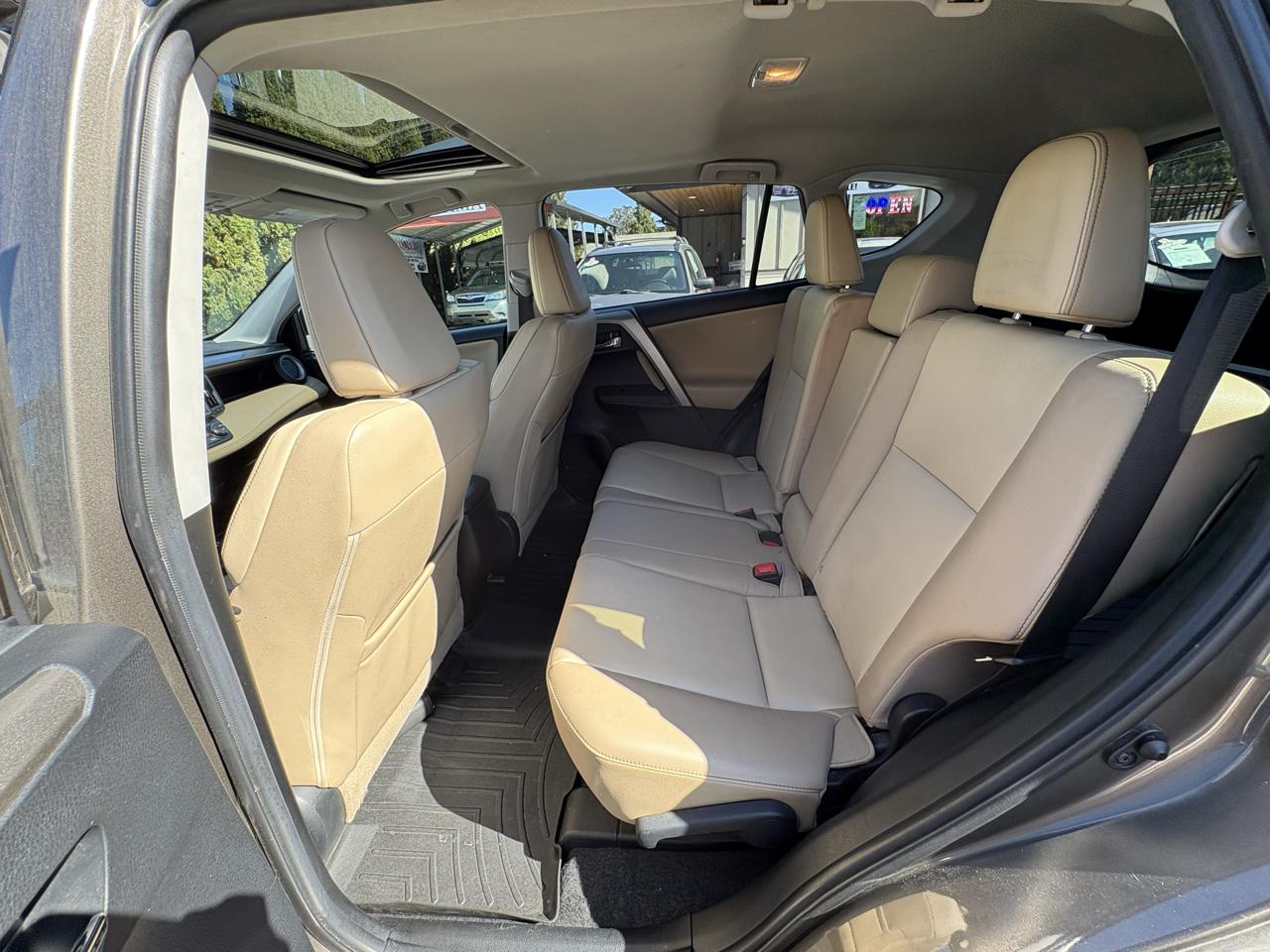 Toyota RAV4 Limited AWD 2015