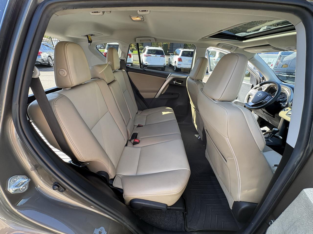 Toyota RAV4 Limited AWD 2015