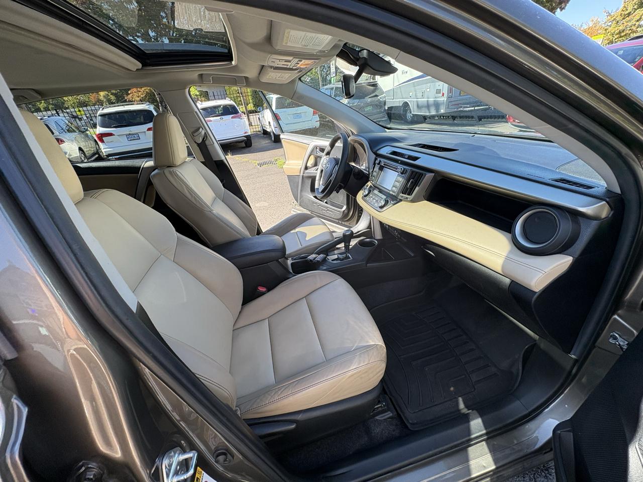 Toyota RAV4 Limited AWD 2015
