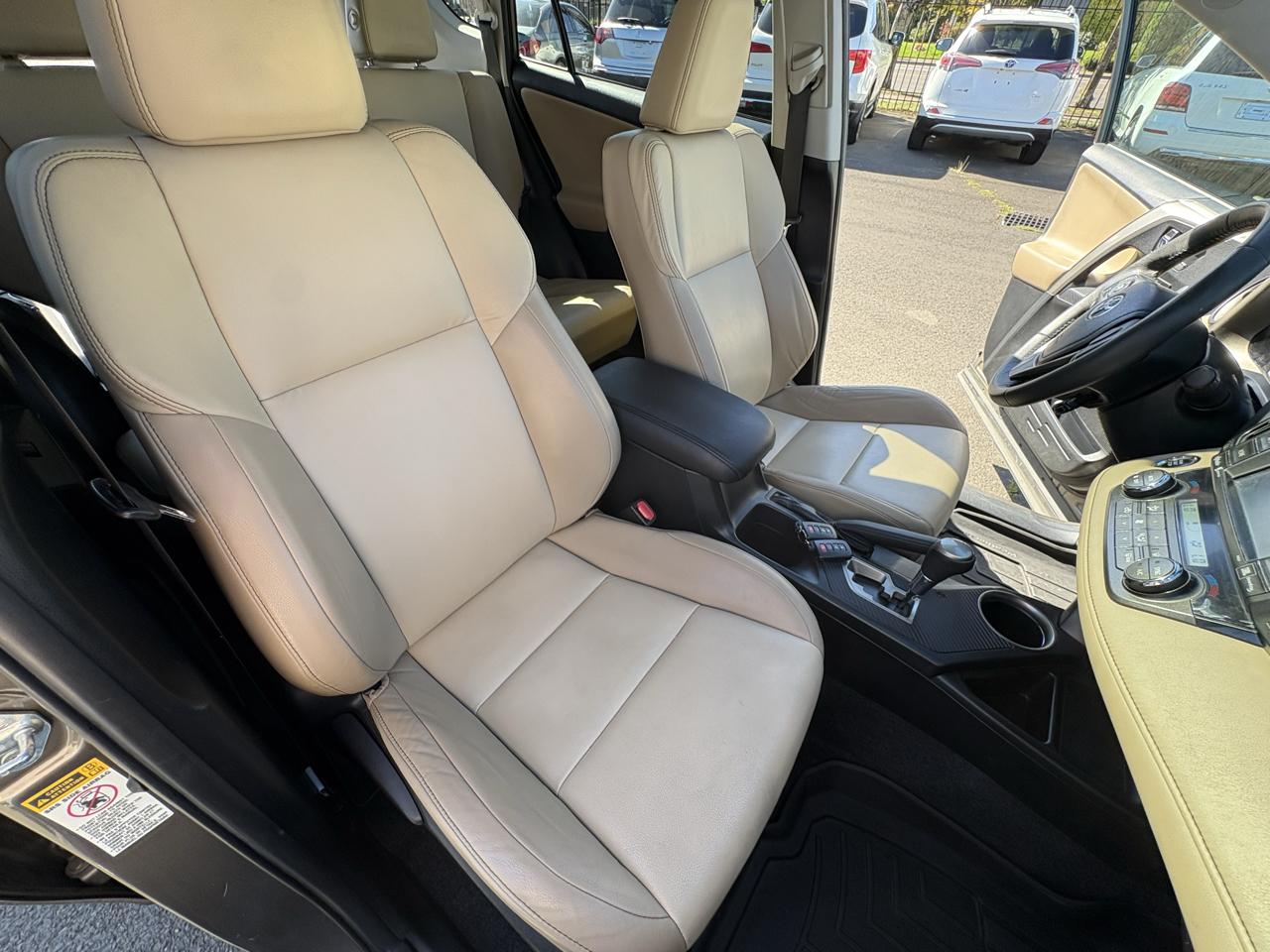 Toyota RAV4 Limited AWD 2015