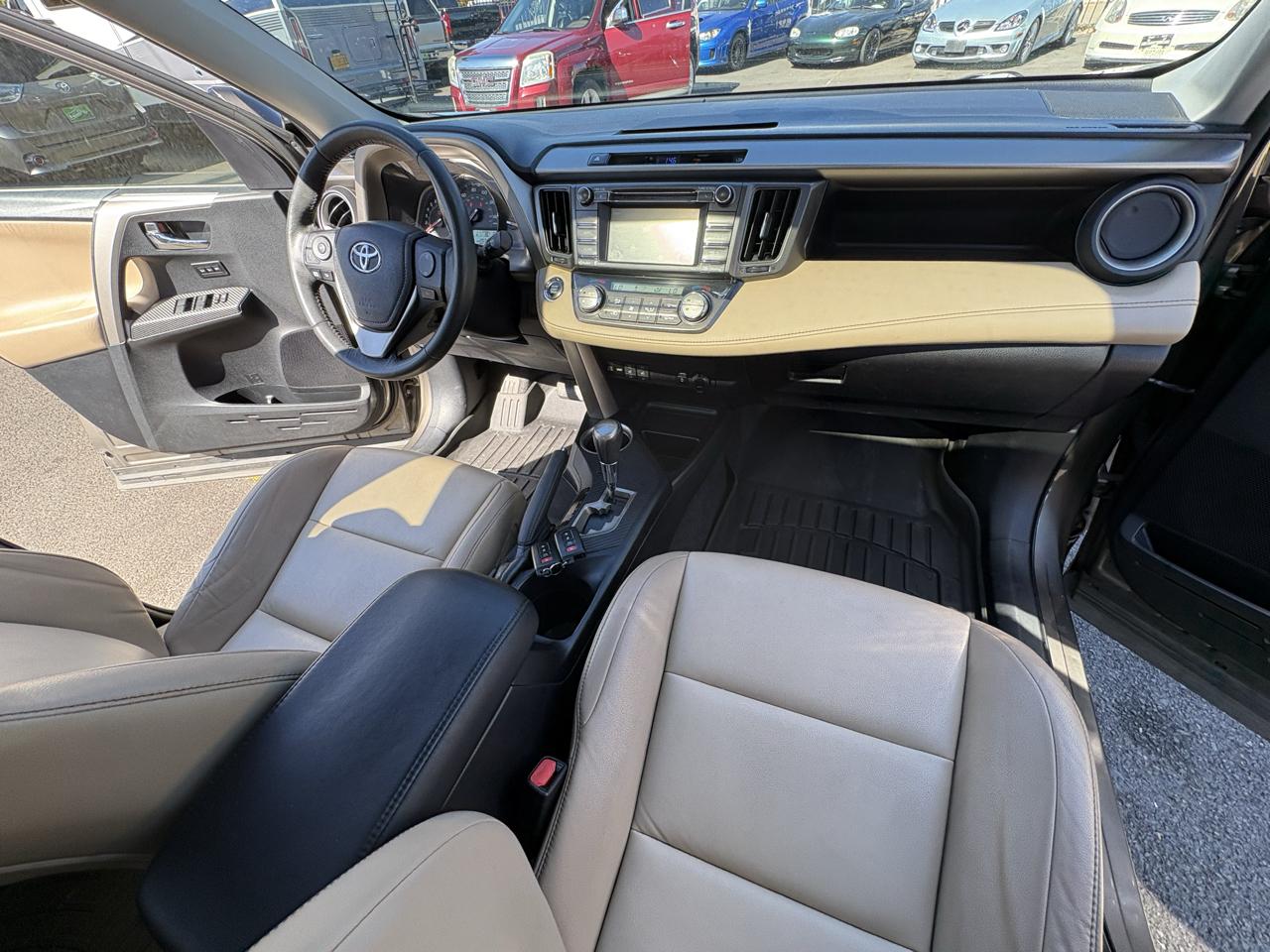 Toyota RAV4 Limited AWD 2015