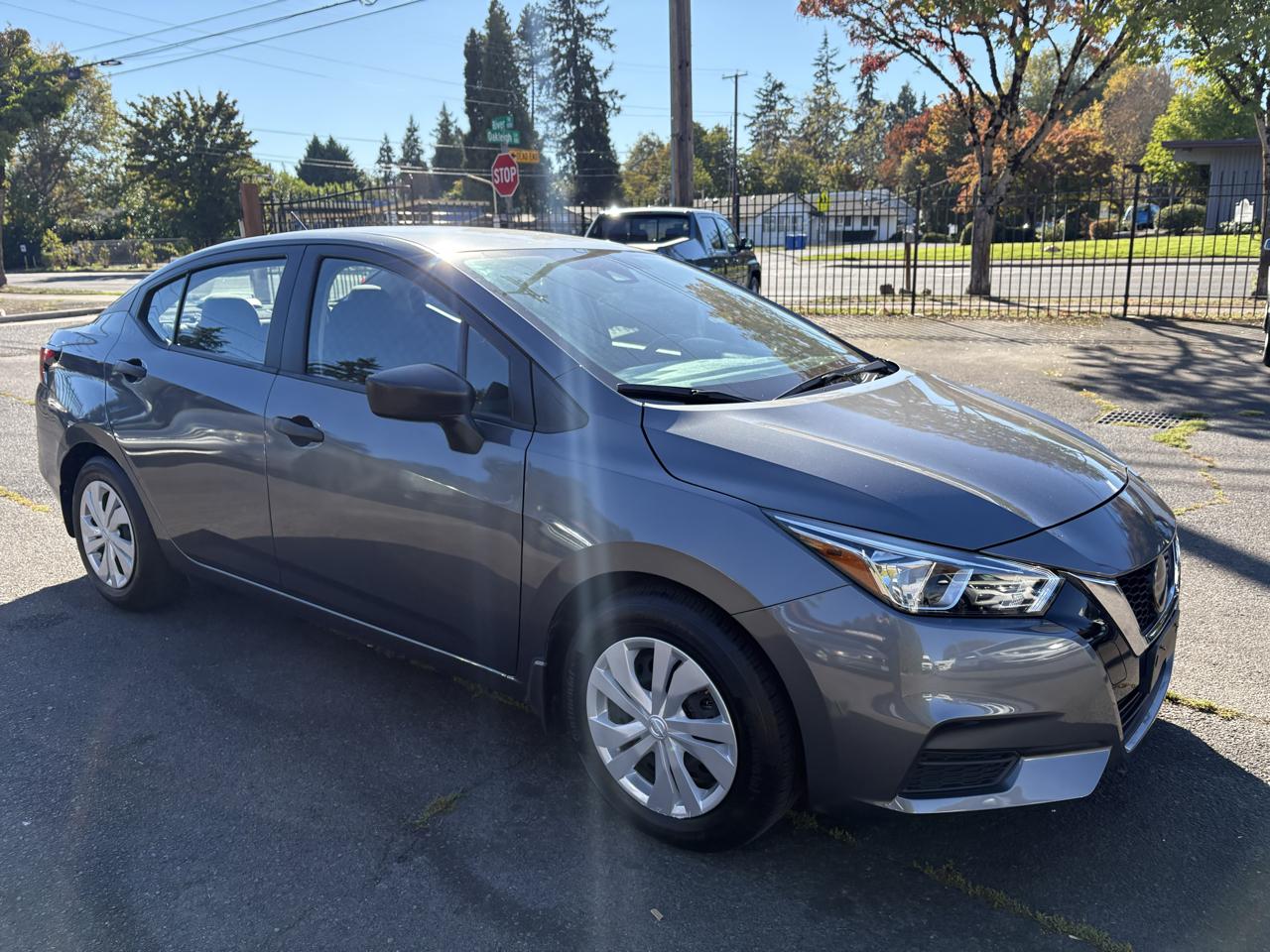 Nissan Versa S CVT 2021